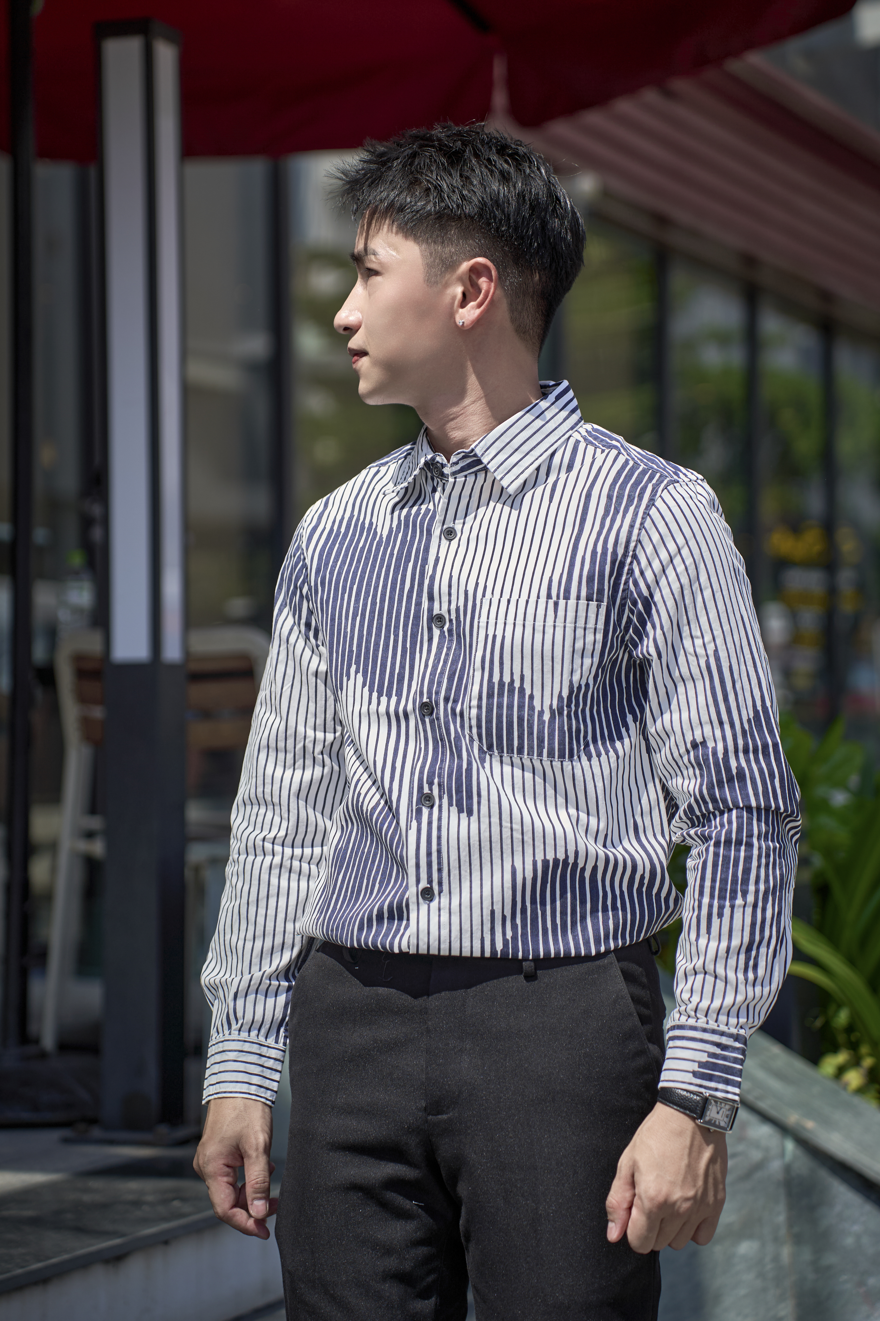 SA123 - Áo Sơ Mi Nam Tay Dài In Họa Tiết Sọc Đen Trắng Phong Cách Thời Trang_thumbnail_3