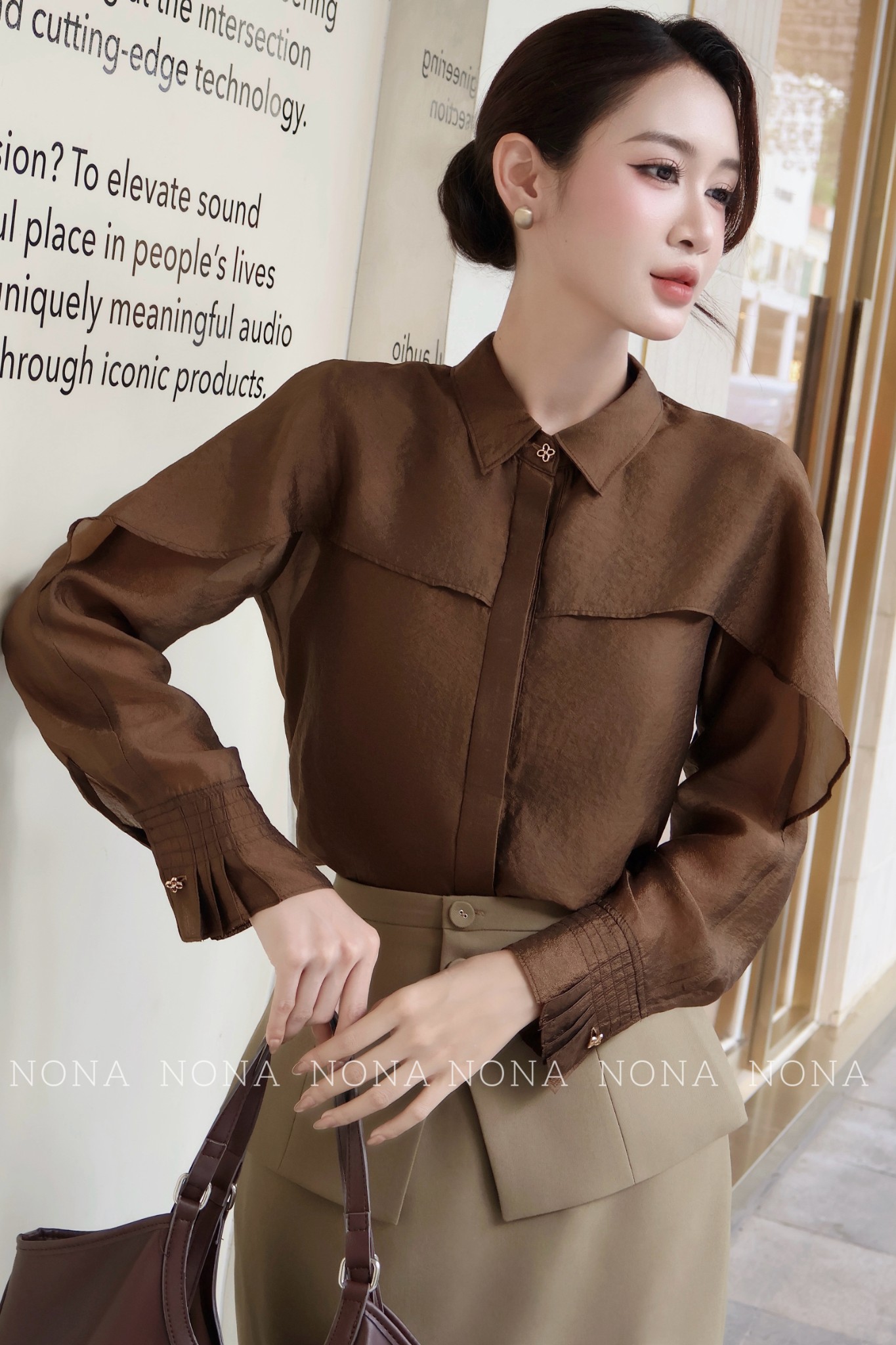 Áo sơ mi tơ phối tà mix chân váy Peplum