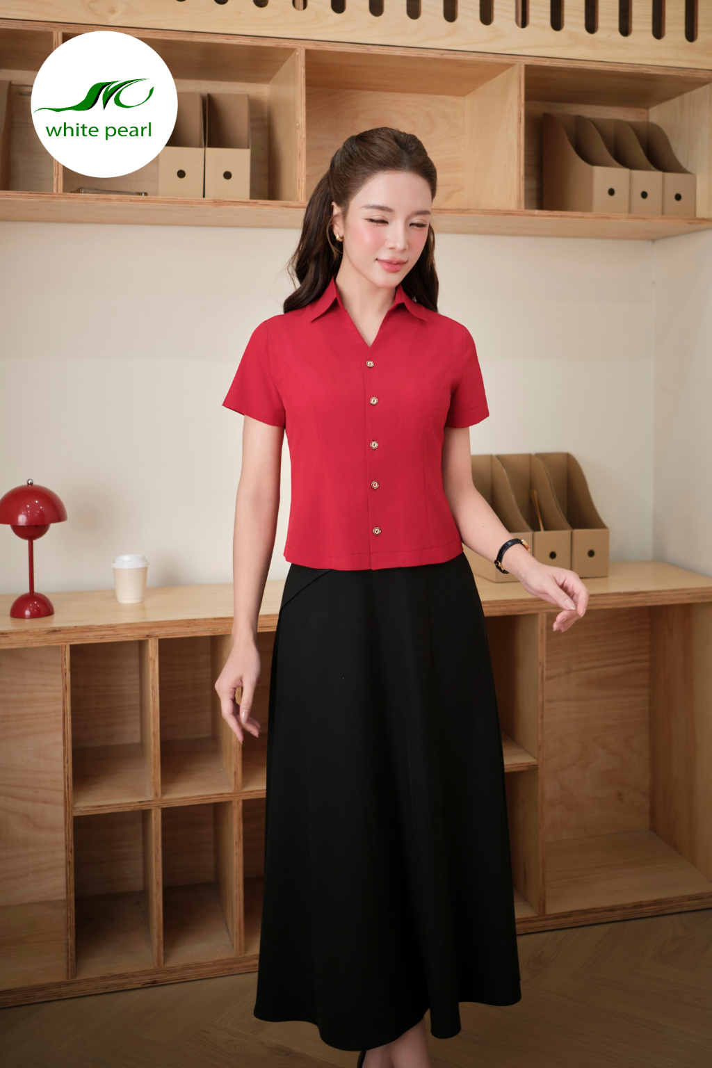 Áo cổ đức sẻ V - Đỏ