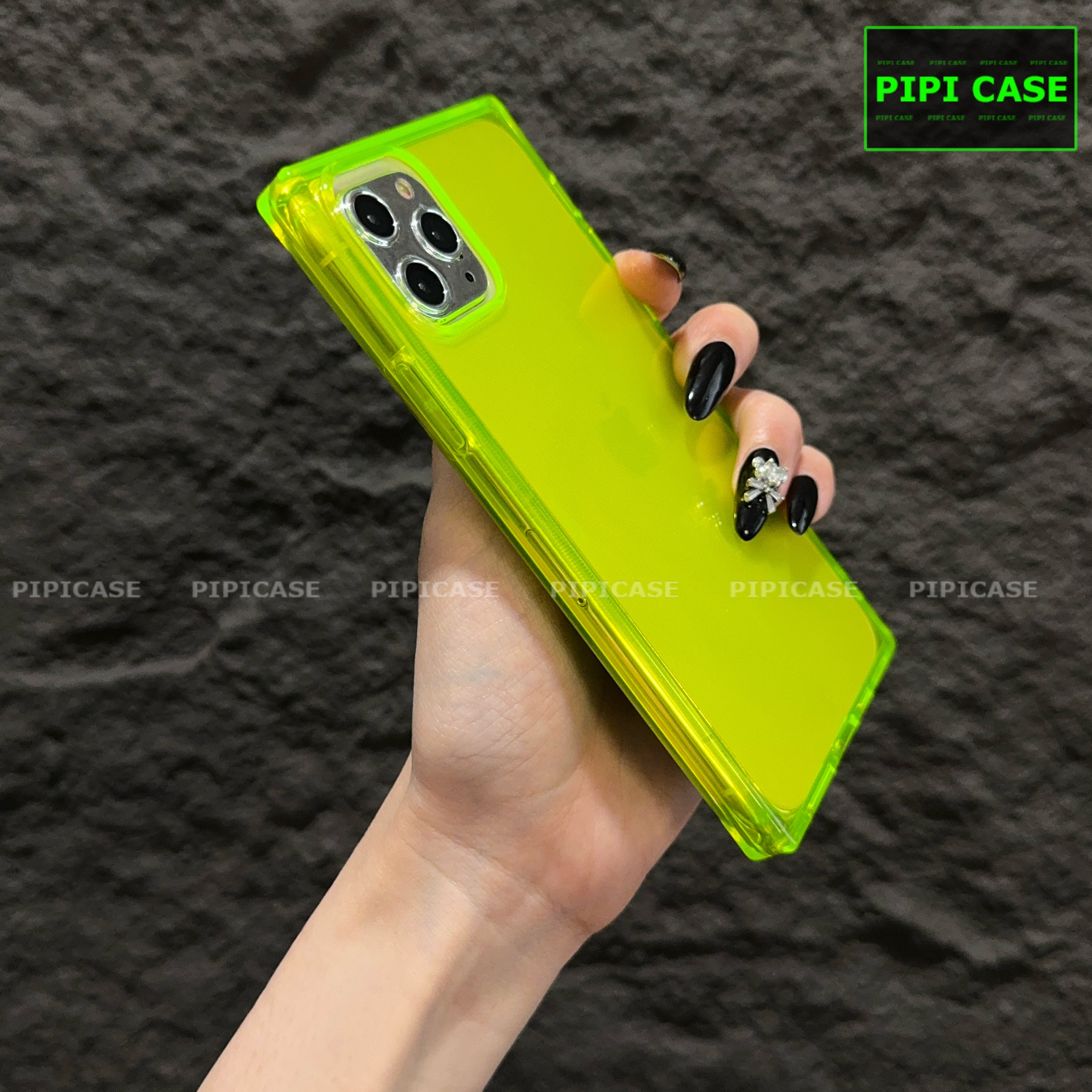 Ốp Lưng iPhone 11 Pro - Layla - Vàng Dạ Quang_thumbnail_1