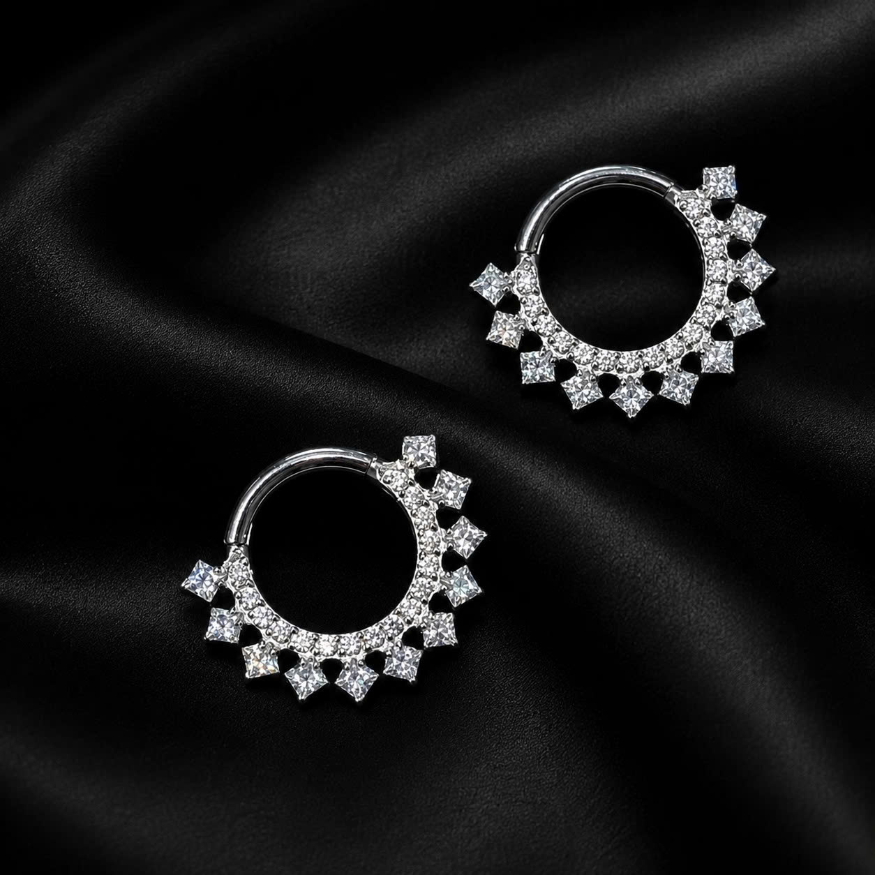 Daith titan mặt trời 11 đá trắng 8mm.