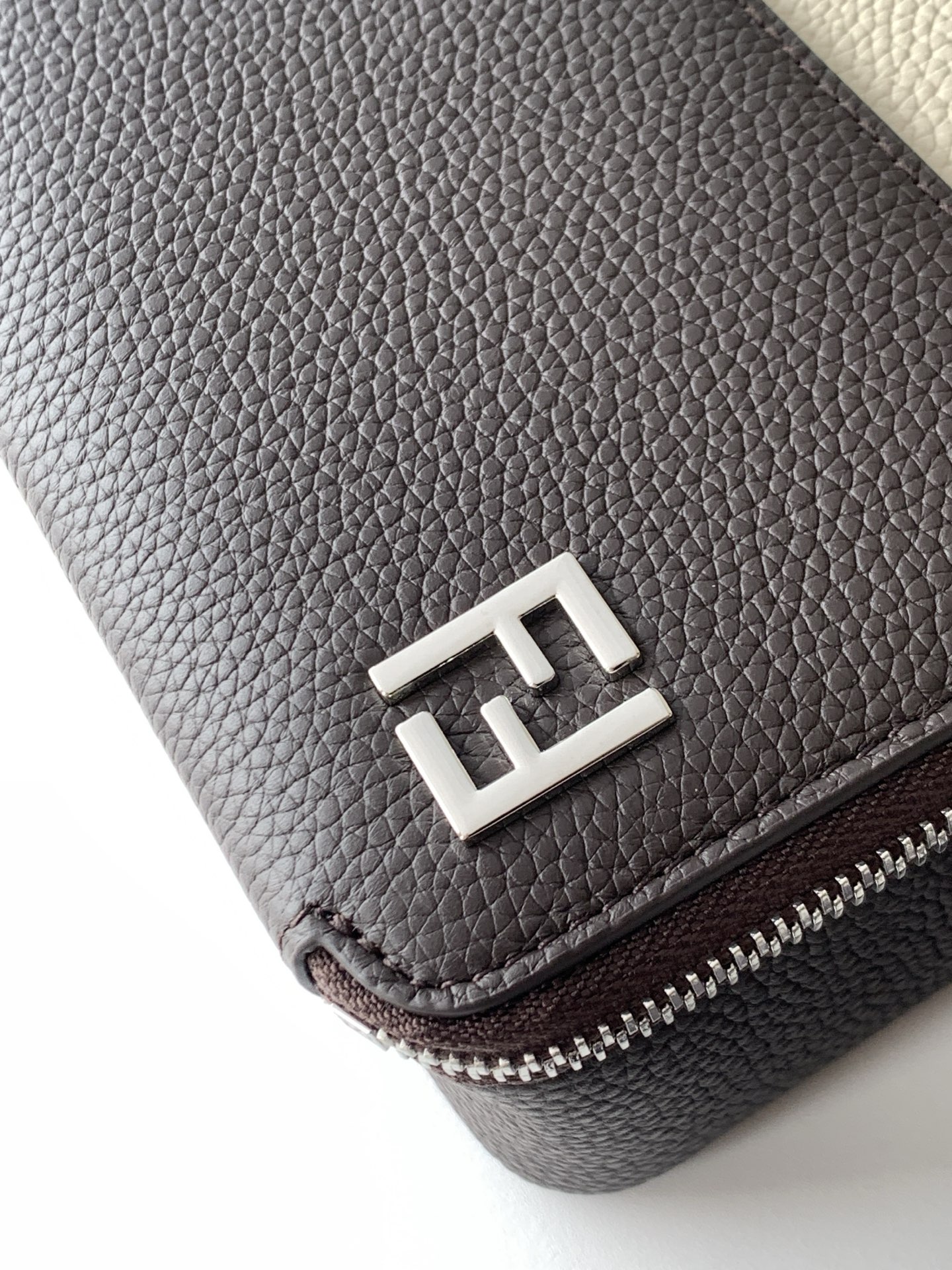 Túi Fendi_thumbnail_2