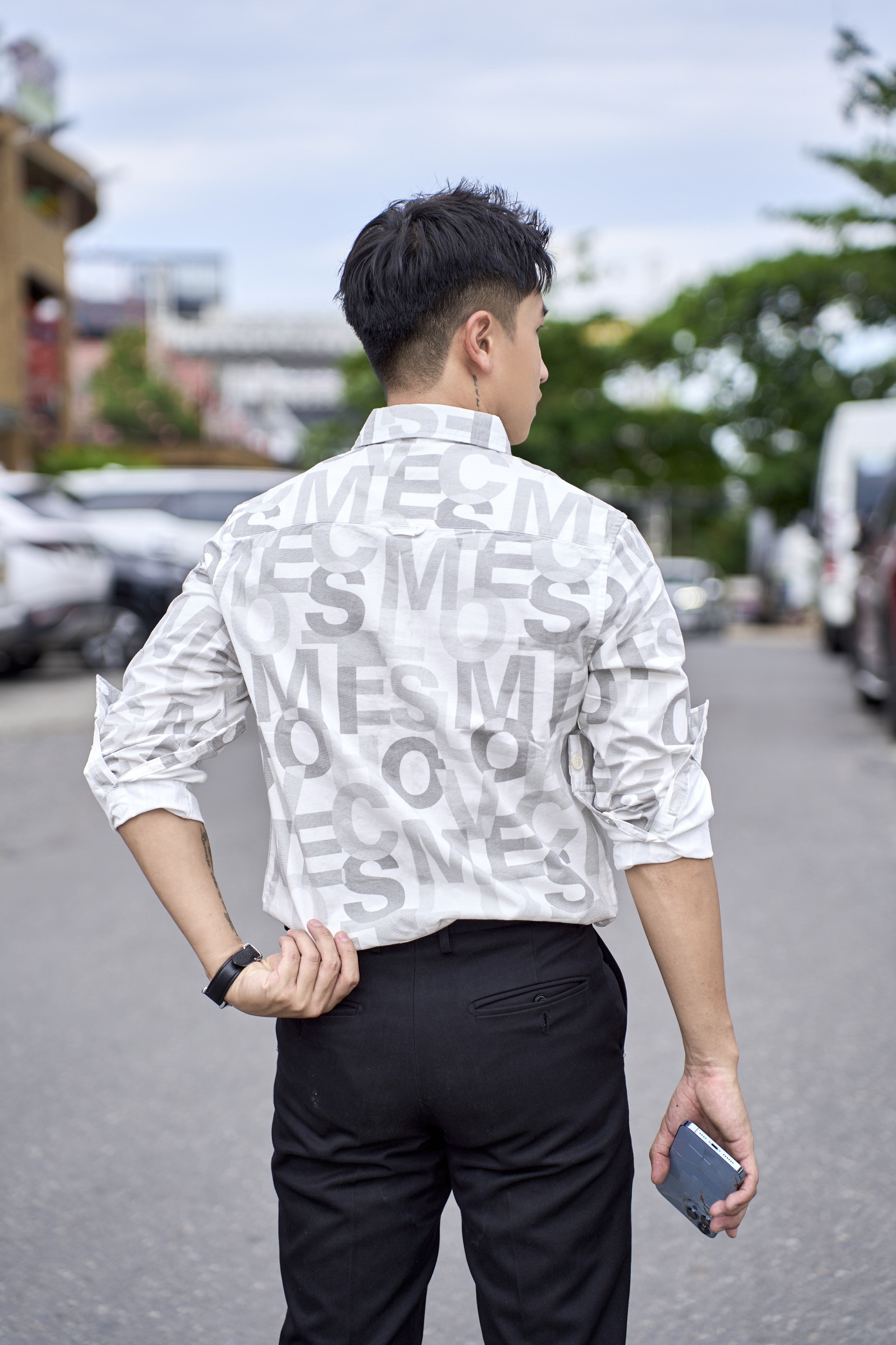 SA120 - Áo Sơ Mi Nam Tay Dài Phong Cách Nhật Bản In Chữ Mẫu Quả Mơ Trắng Chất Cotton Mềm Mại