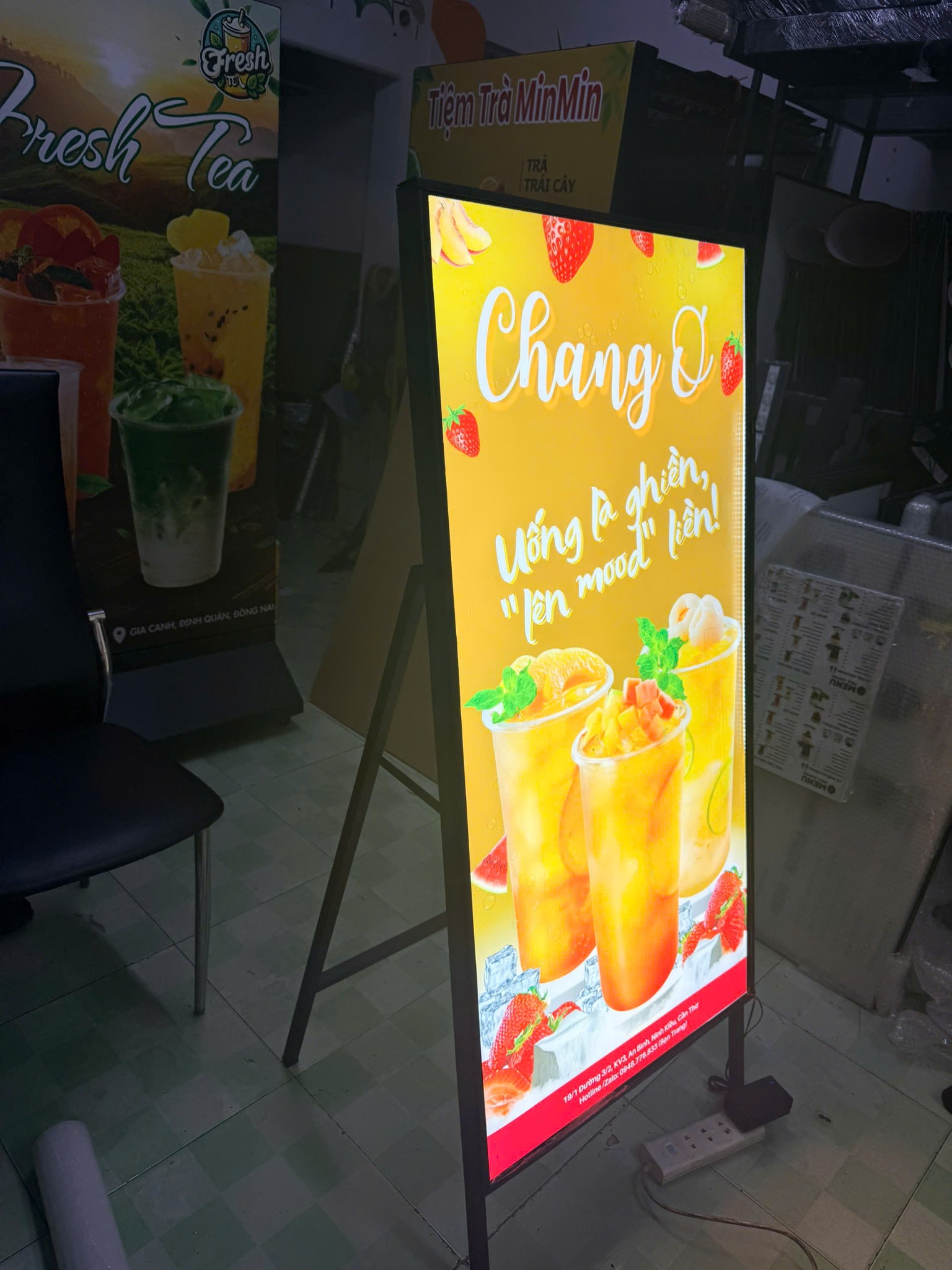STANDEE  LED 2 MẶT CHÂN A