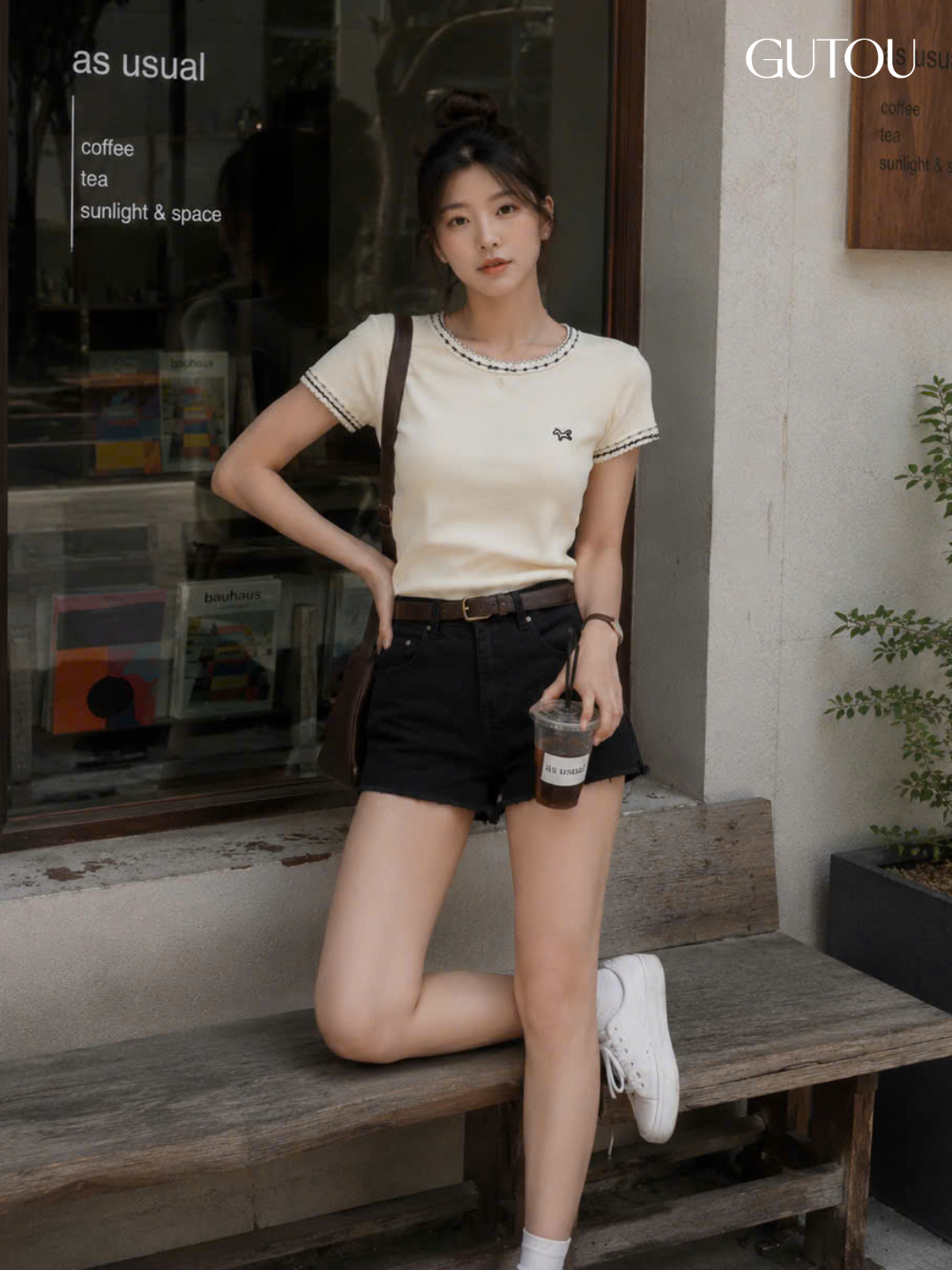 [ GUTOU ] Áo Thun Slim Fit Viền Nổi Phối Họa Tiết