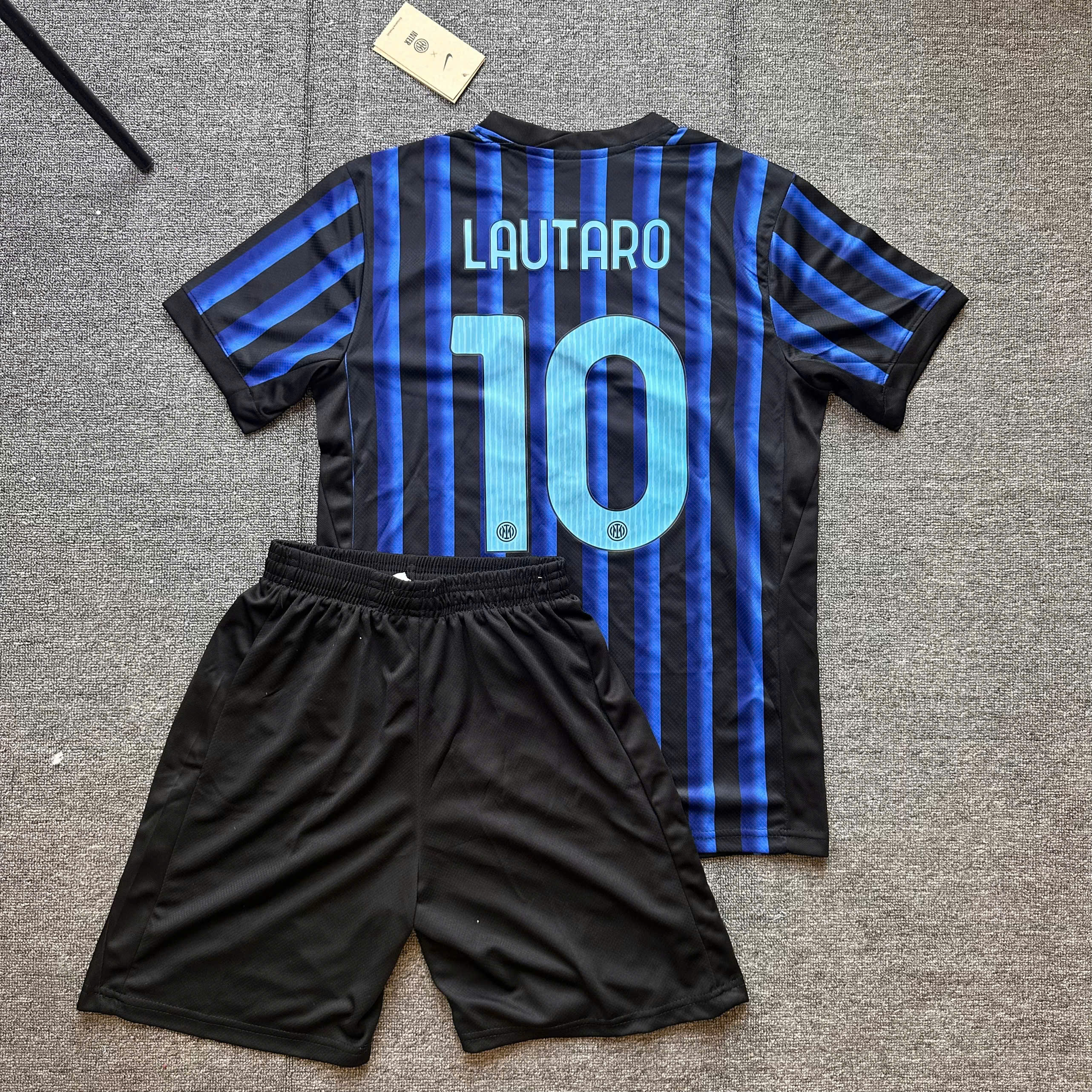 SALE 53 - Size: S
