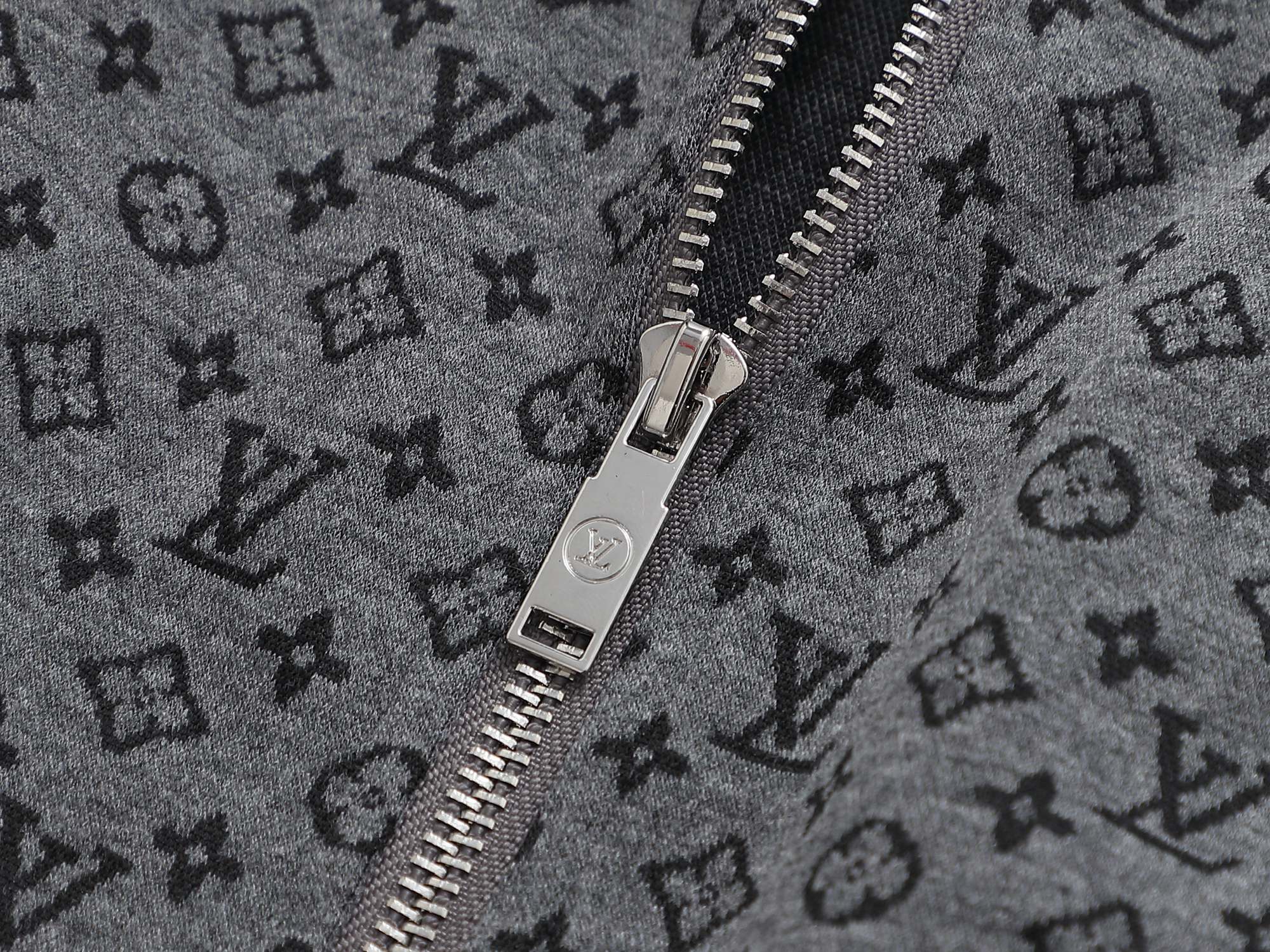 Bộ LV_thumbnail_4