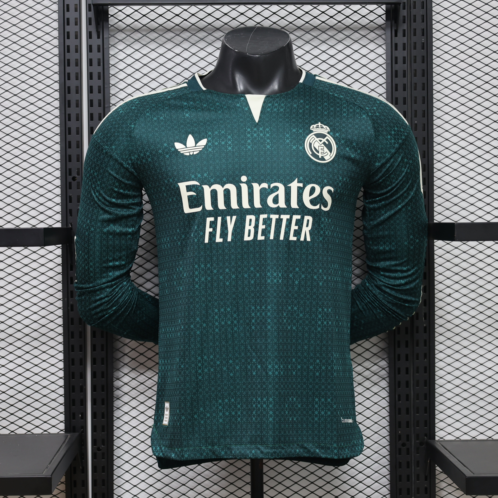 Real Madrid sân khách player dài tay 26-27