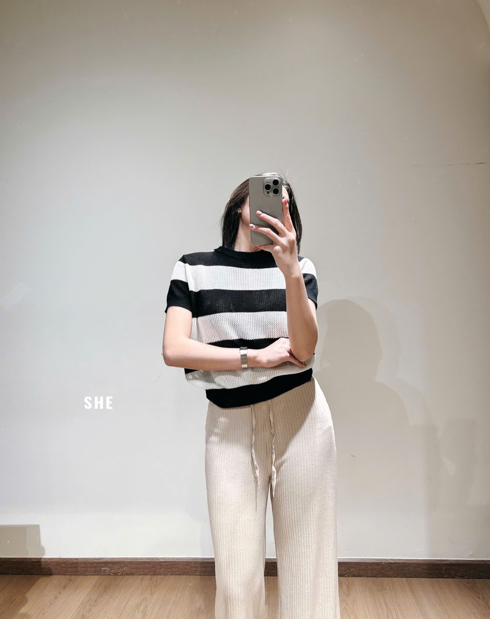 J277 ÁO KIỂU TAY NGẮN_thumbnail_3