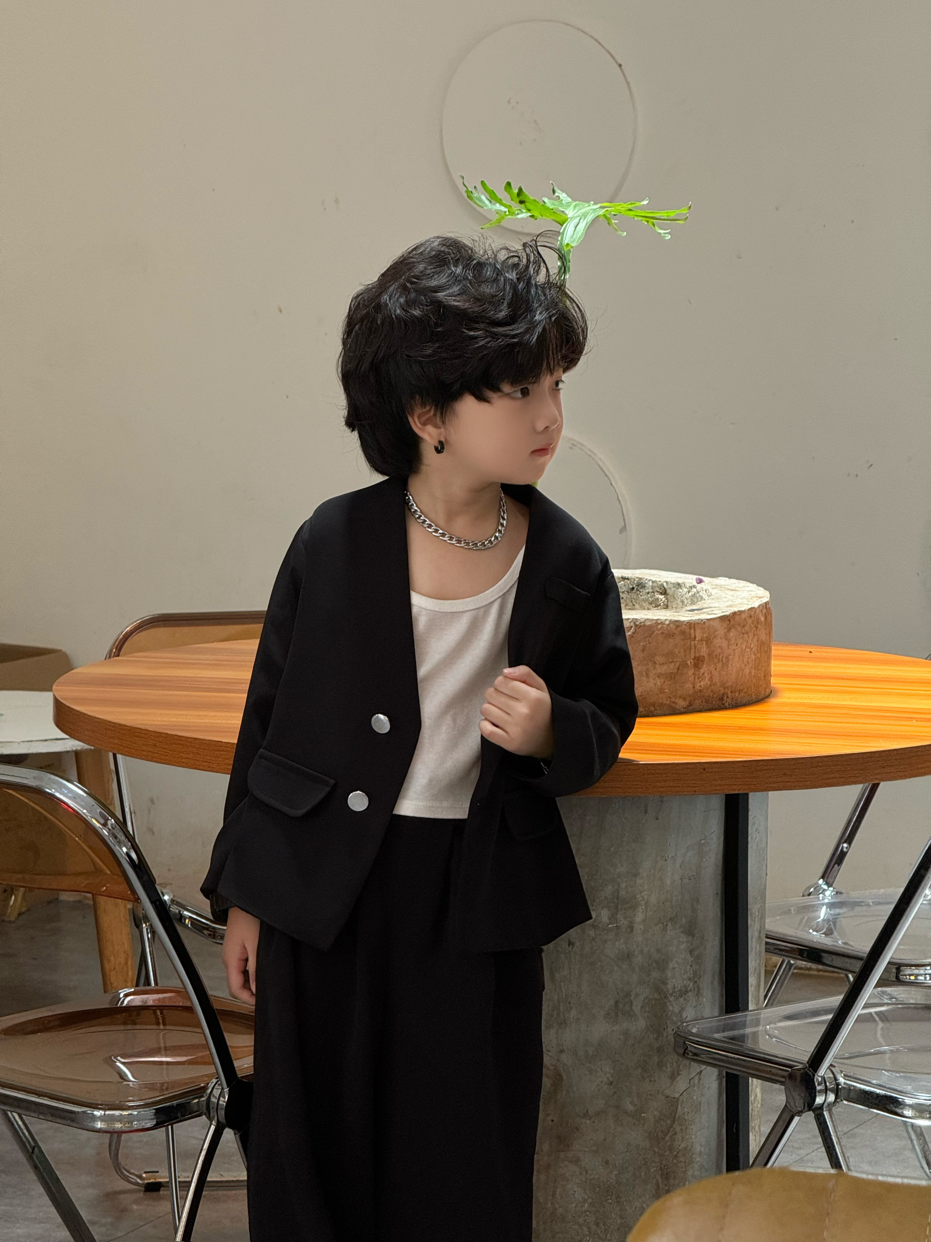 Bộ Vest Cổ Tim Cho Bé Trai, Bé Gái (Không bao gồm áo thun bên trong)._thumbnail_3
