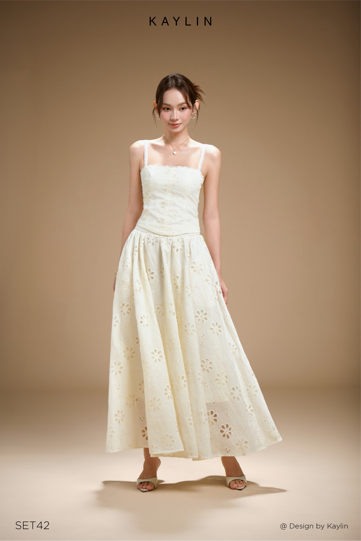 Set Áo Hoa Thêu & Chân Váy Dài KAYLIN