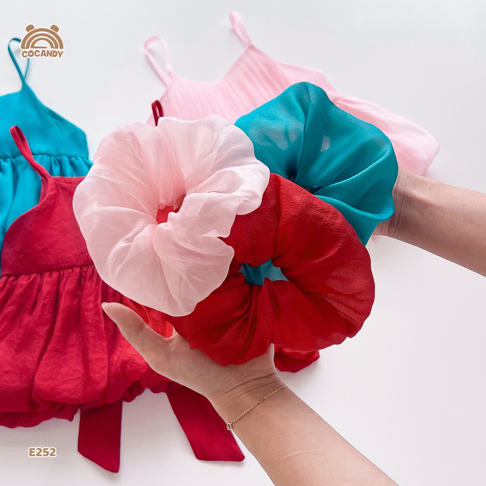 Set áo tơ 2 dây HỒNG form bí kèm scrunchies_thumbnail_2
