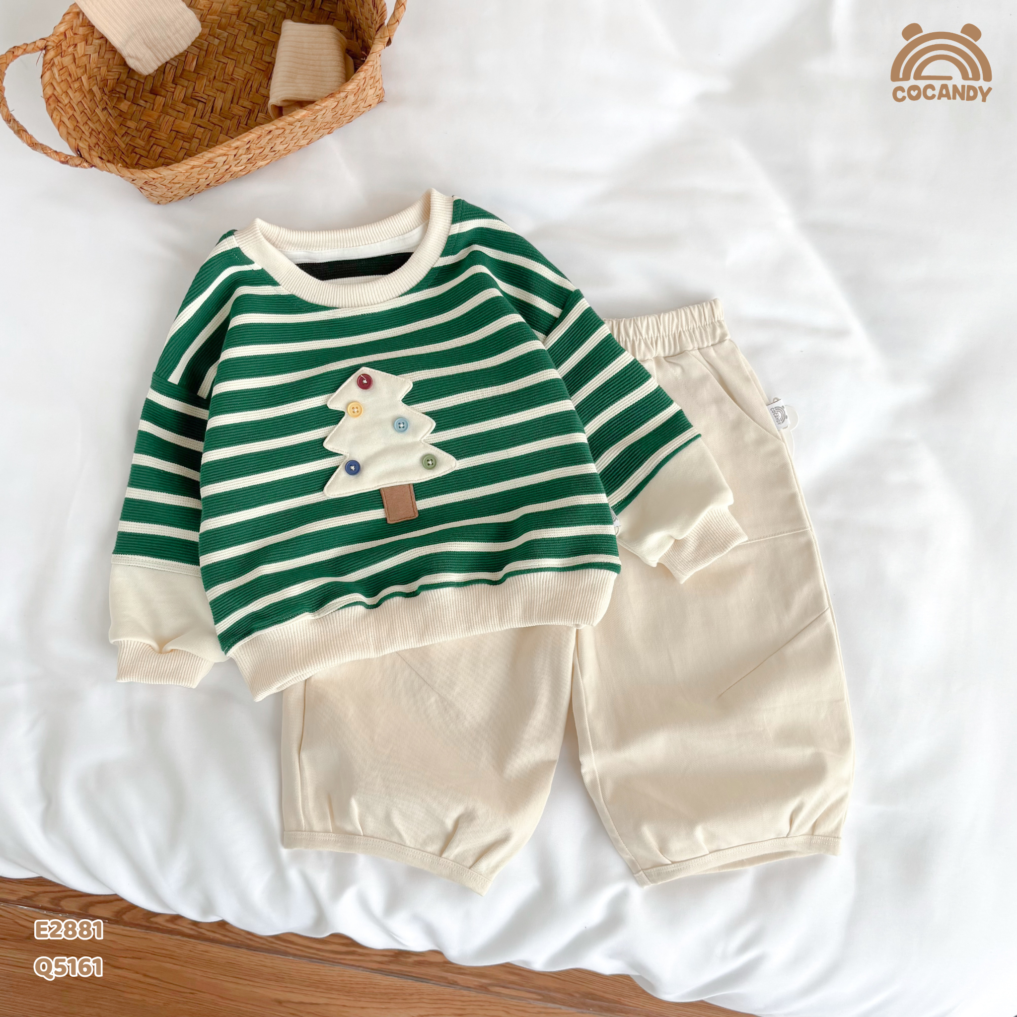 Áo dài kẻ XANH BE hình cây thông