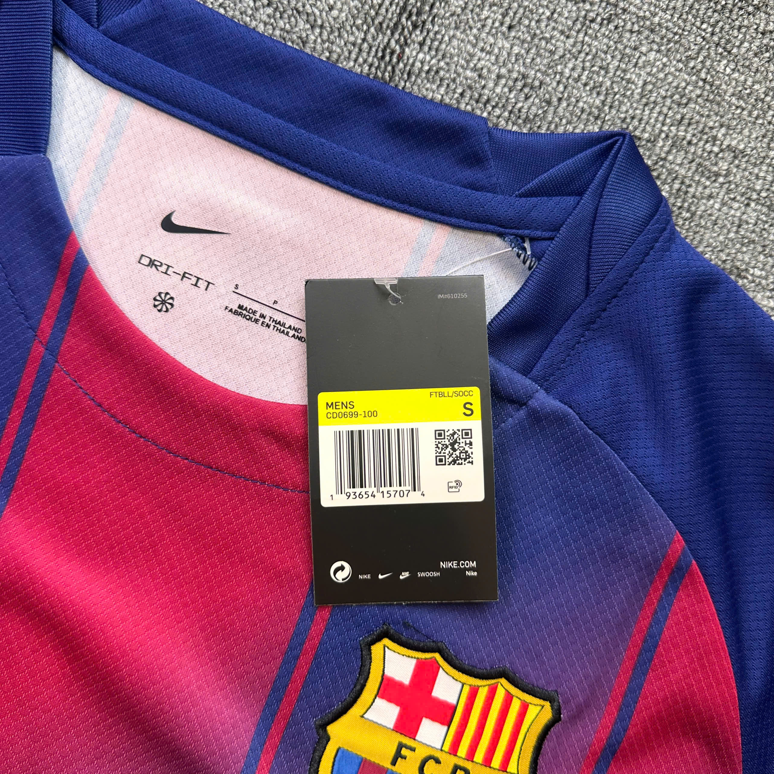 SALE 30 - Size: S_thumbnail_3