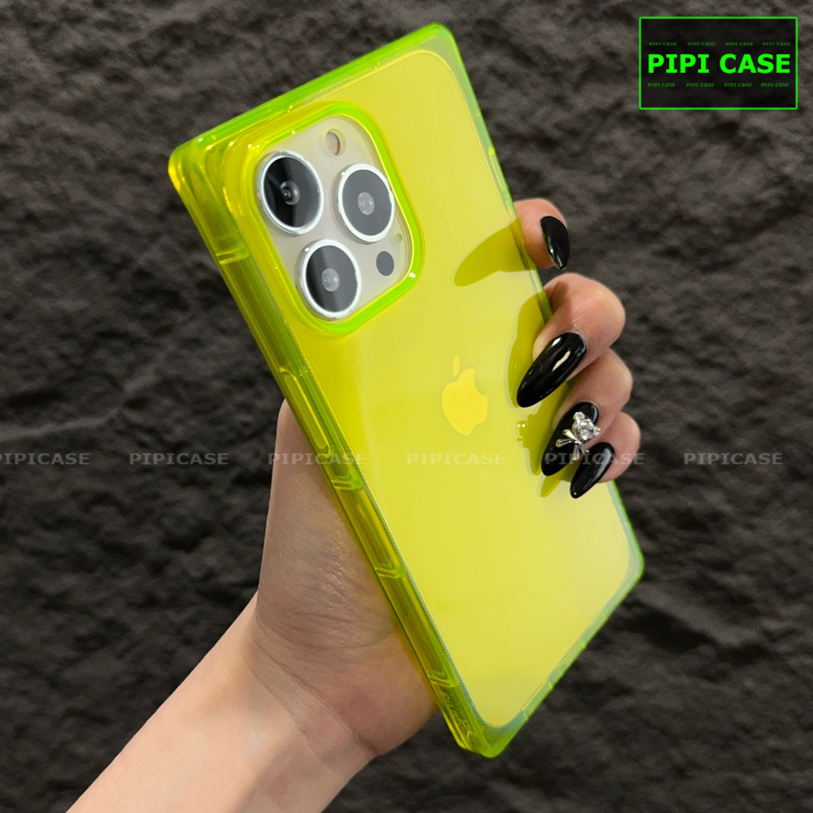 Ốp Lưng iPhone 12 Pro - Layla - Vàng Dạ Quang_thumbnail_10