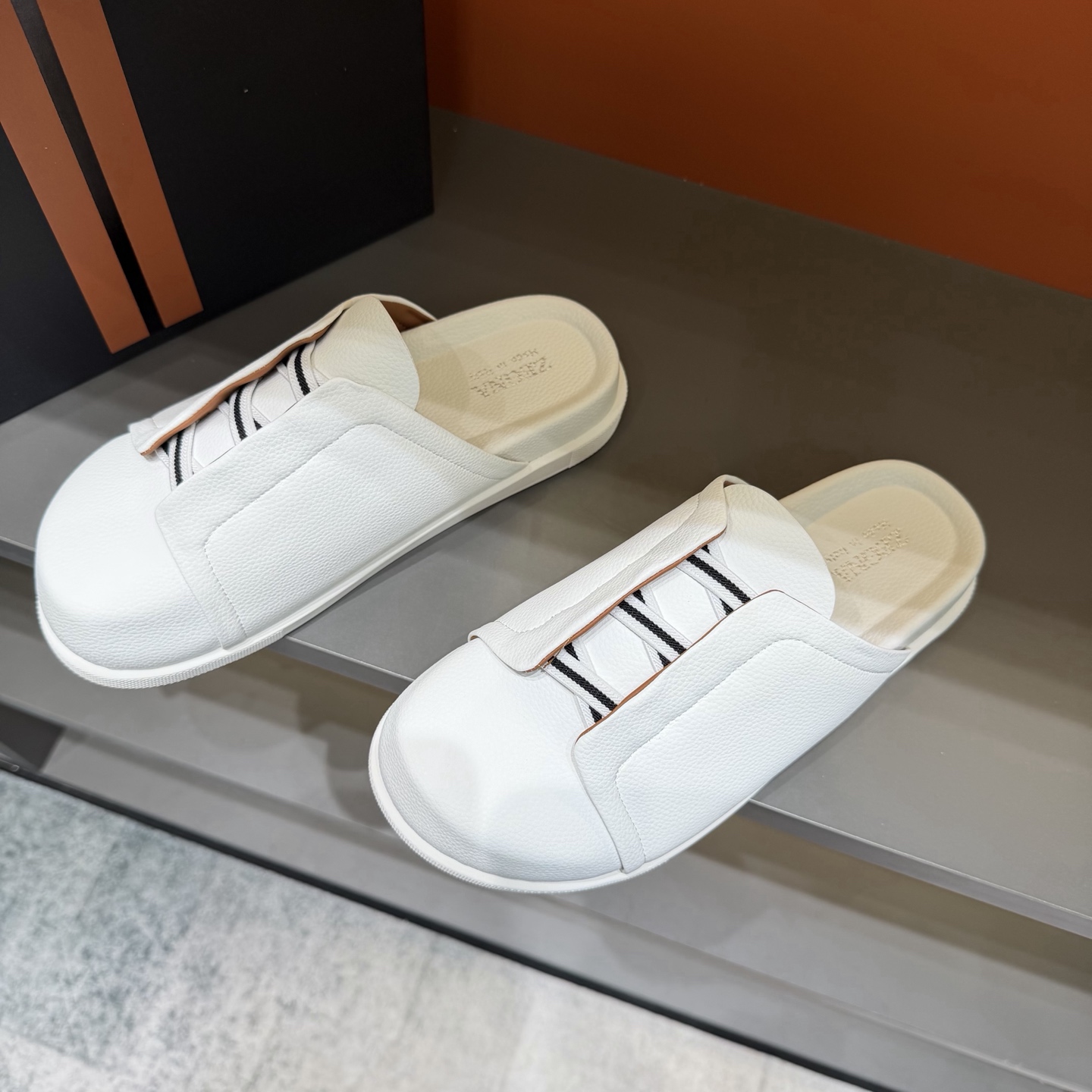 Sục Zegna_thumbnail_4
