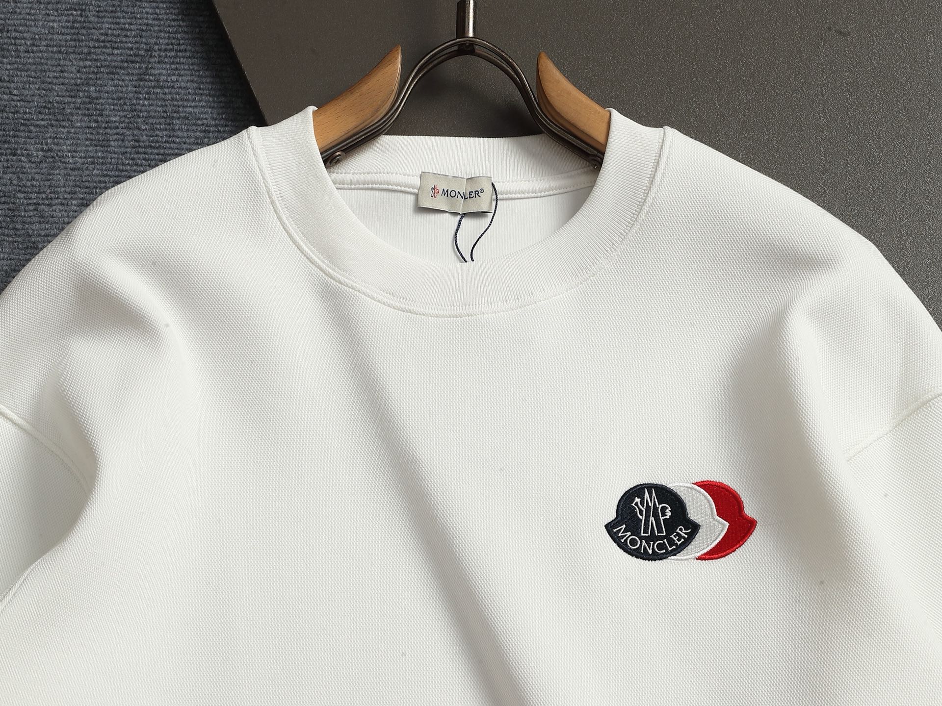 Áo Nỉ Moncler_thumbnail_0
