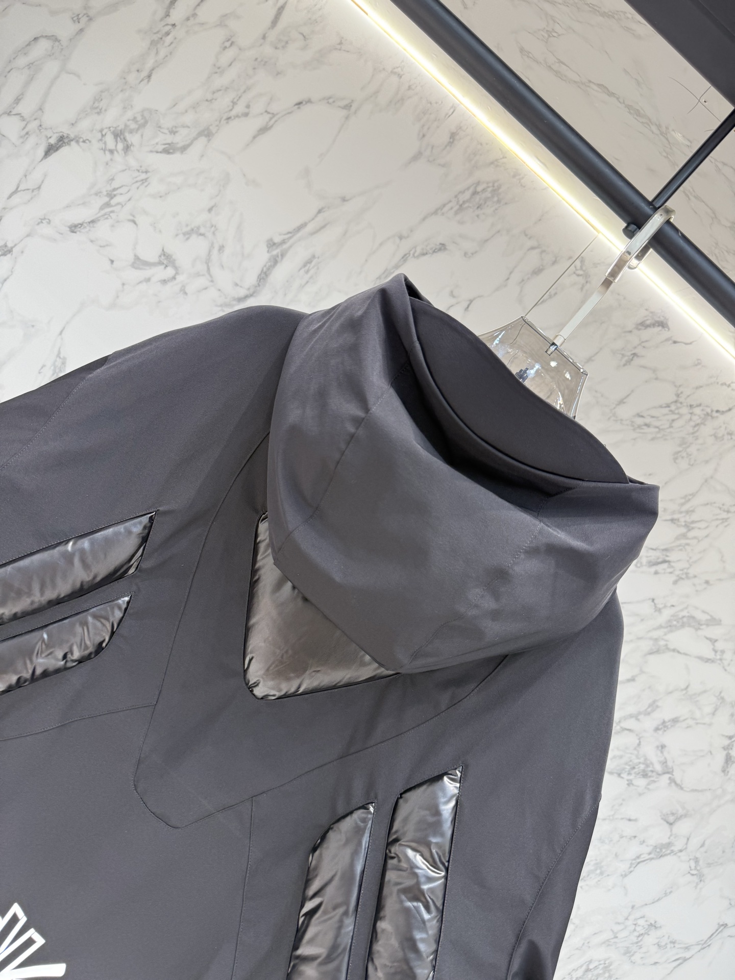 Áo Phao Moncler