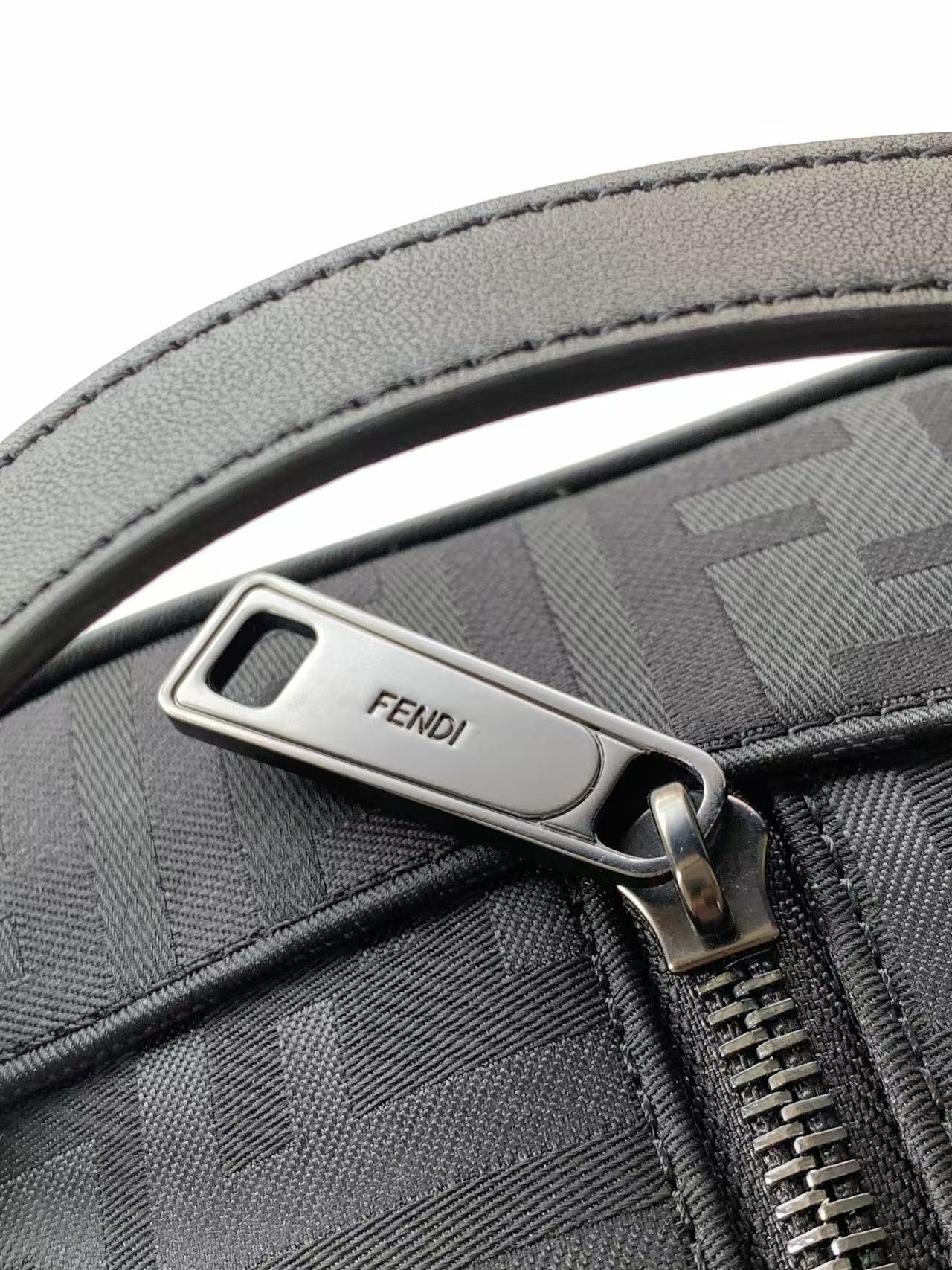 Clutch Fendi_thumbnail_6