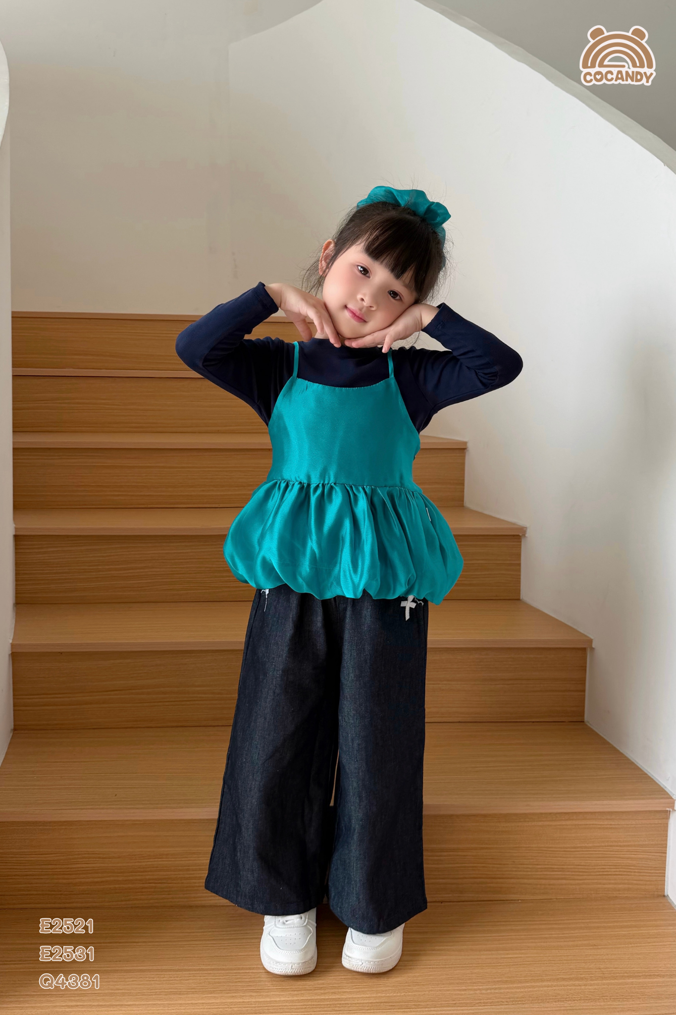 Set áo tơ 2 dây ĐỎ form bí kèm scrunchies_thumbnail_7