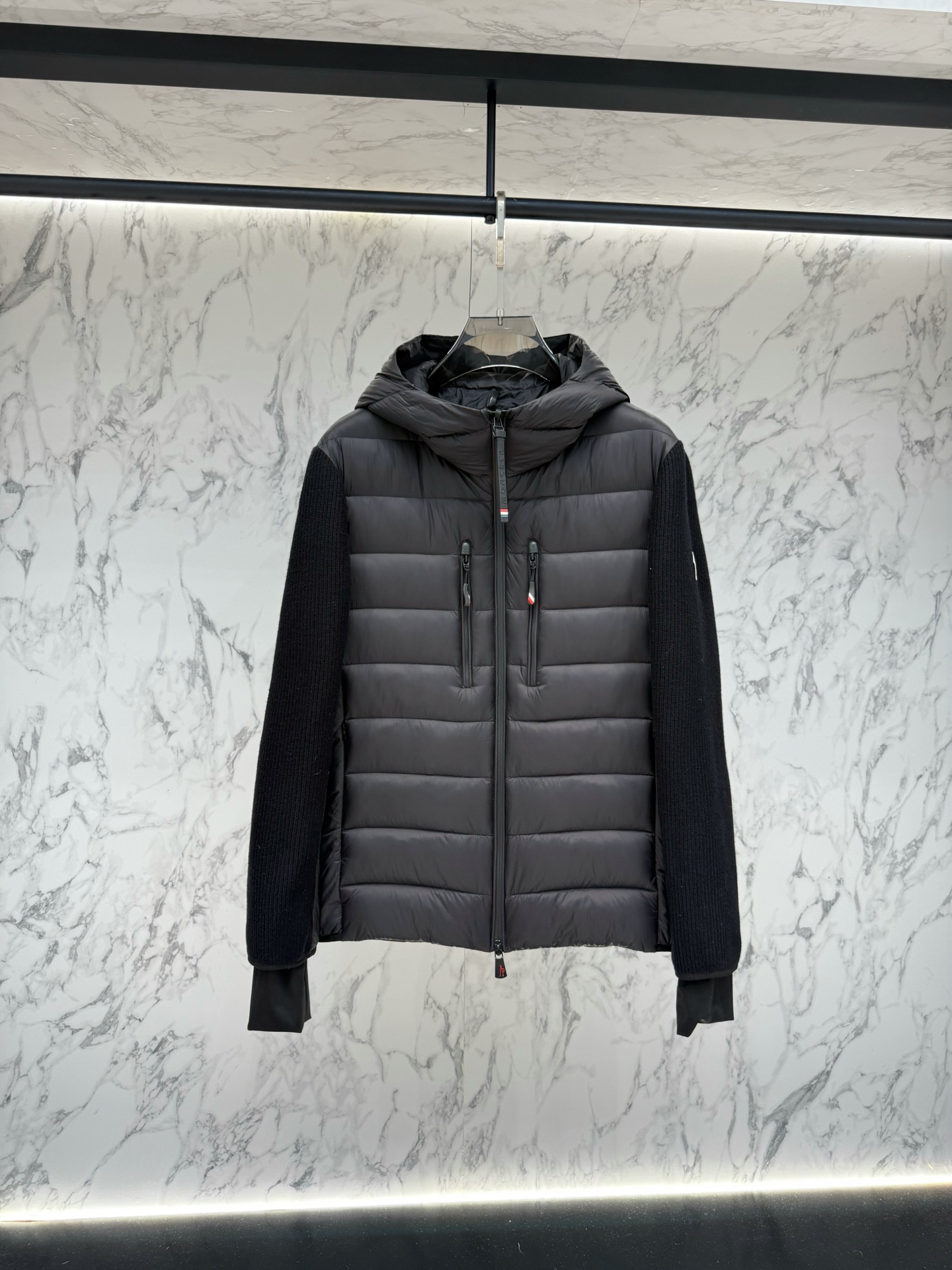 Áo Khoác Moncler