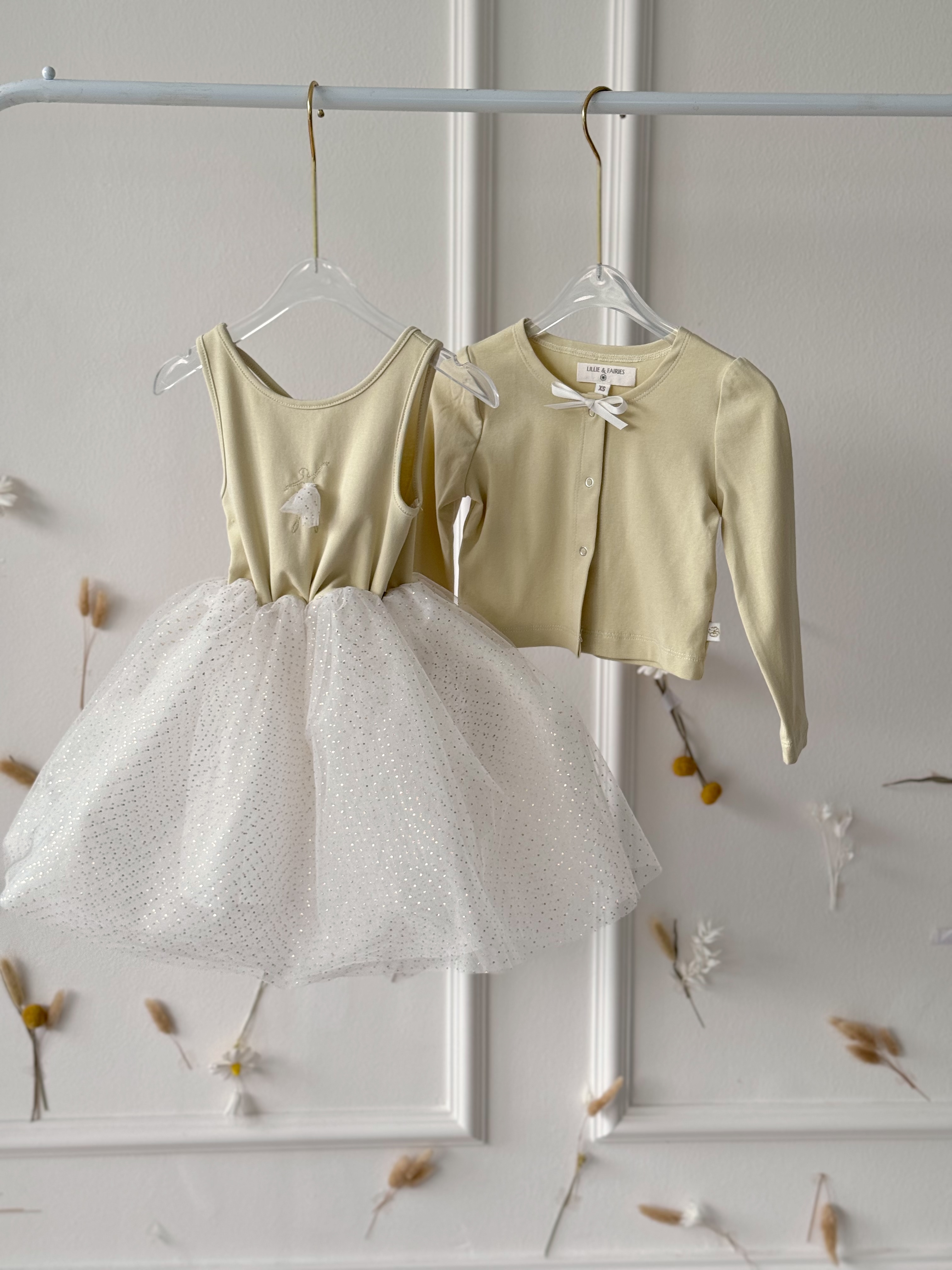 Ballet Cardigan (Áo Cardigan Dáng Croptop)