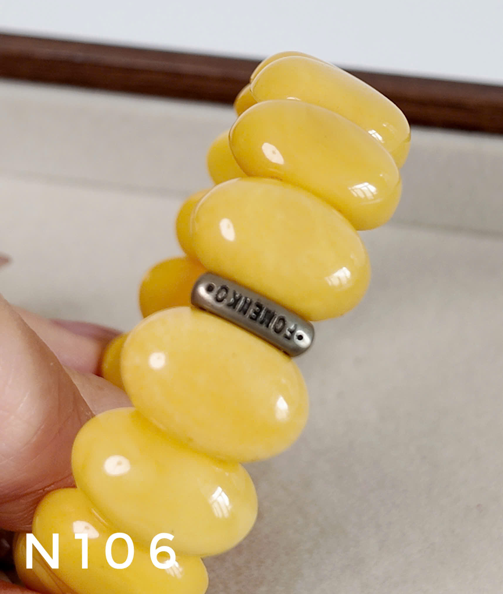 Lắc Tay Hổ Phách Vàng Lạp Bản Oval Bóng – N106_thumbnail_4