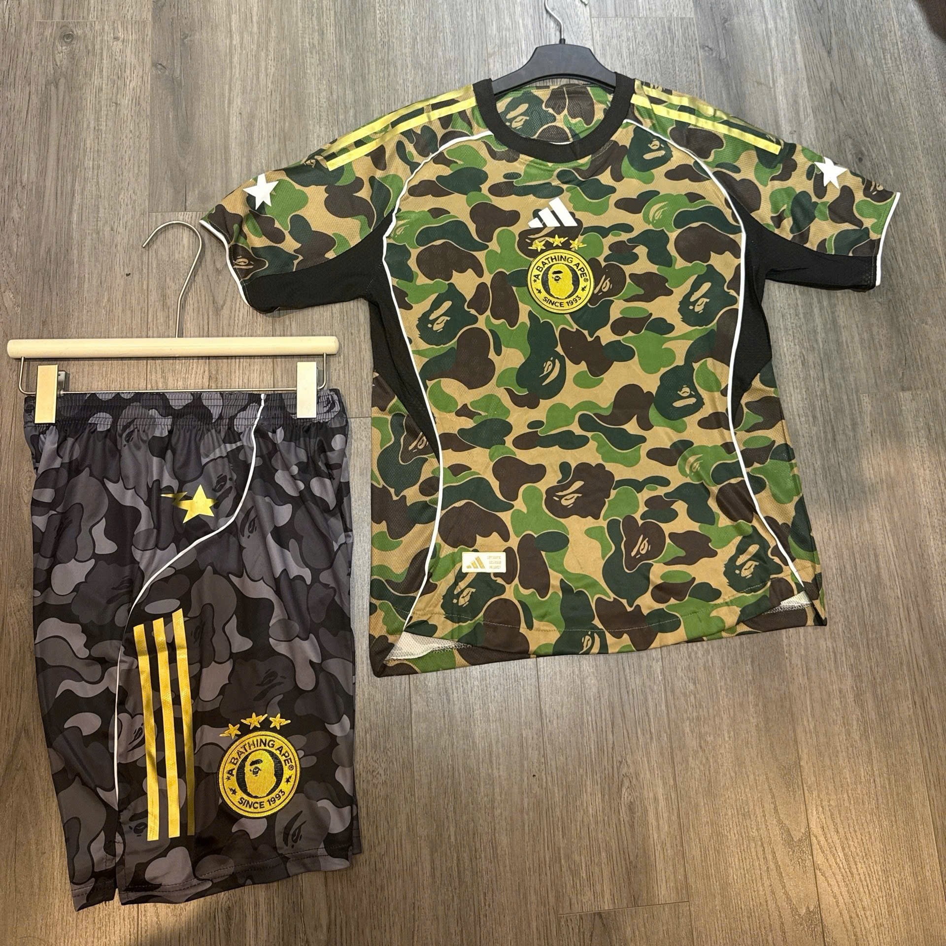 SALE bộ player BAPE x. ADIDAS thời trang cao cấp