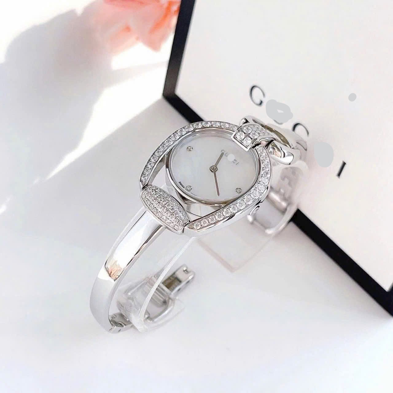 Đồng hồ nữ xách tay store us