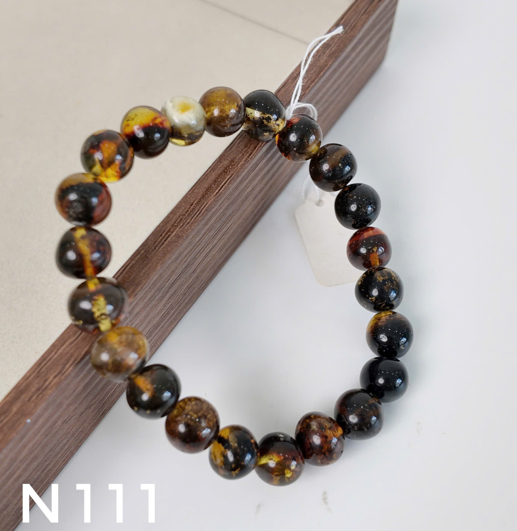 Vòng Tay Hổ Phách Rêu Đầm Lầy– N111