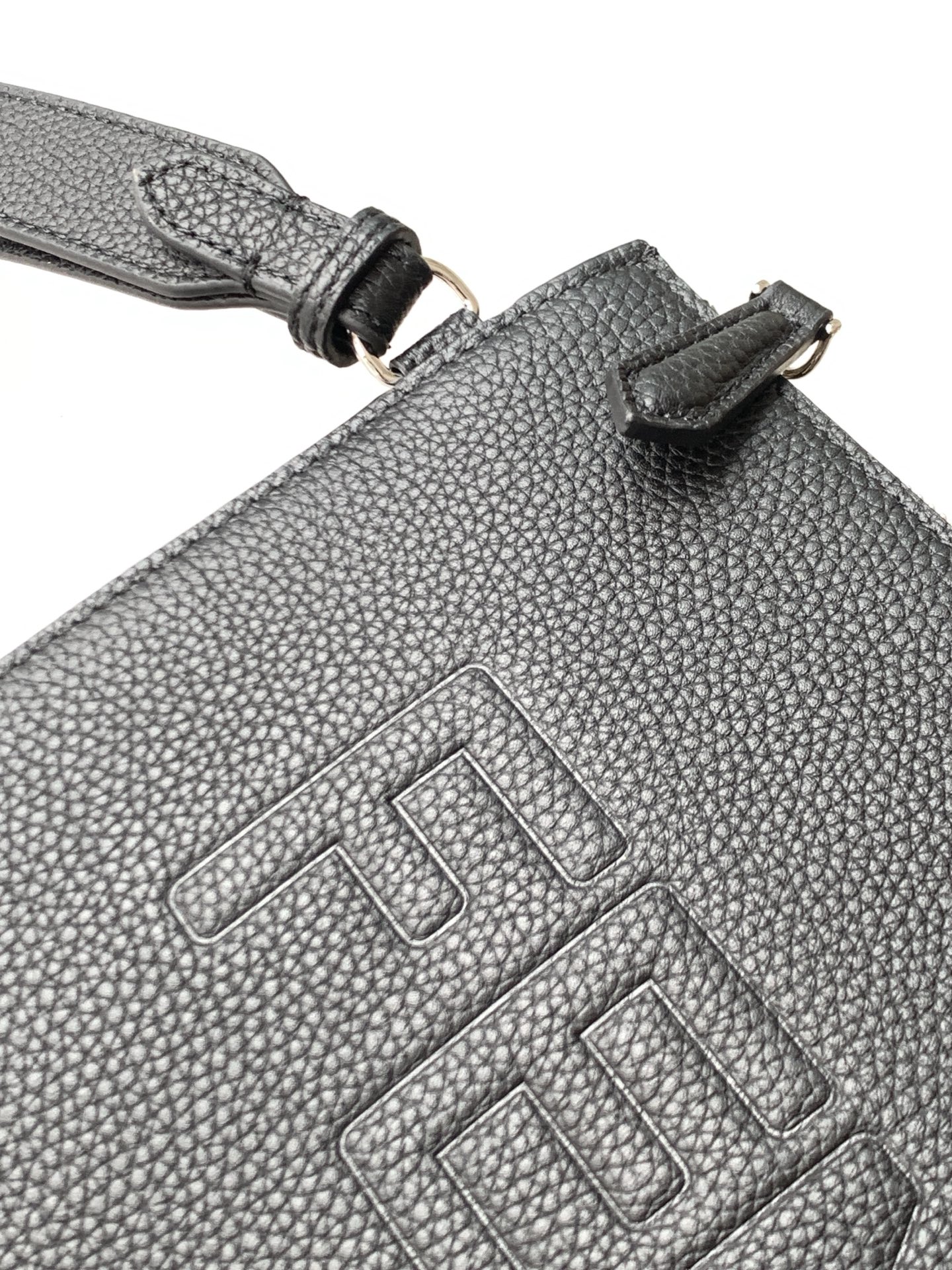 Cluth Fendi_thumbnail_2