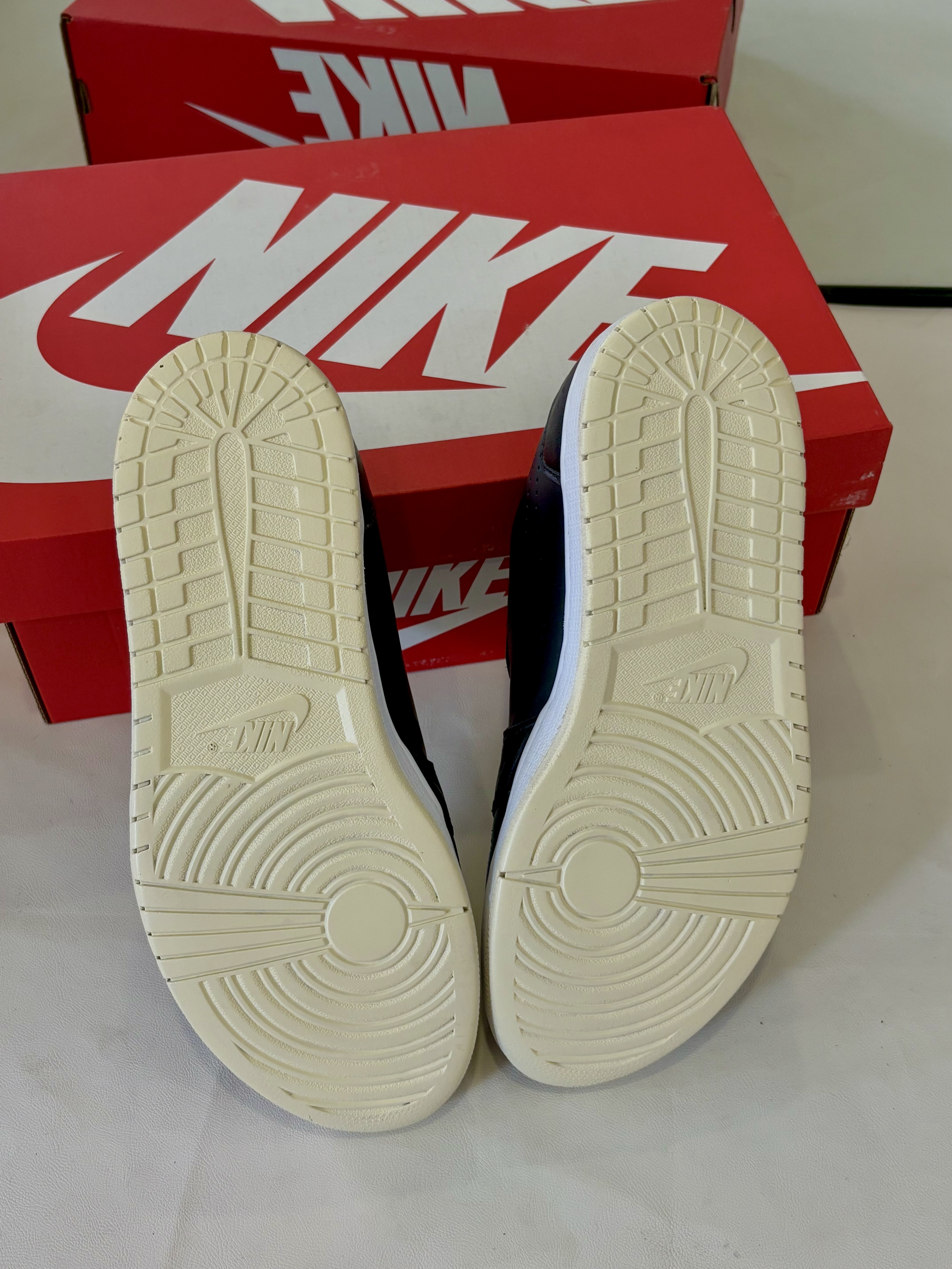 Nike Air Jordan 1 Low Golf AV3918-001_thumbnail_7