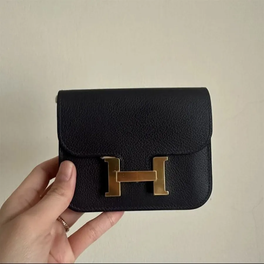 Hermès Constance
