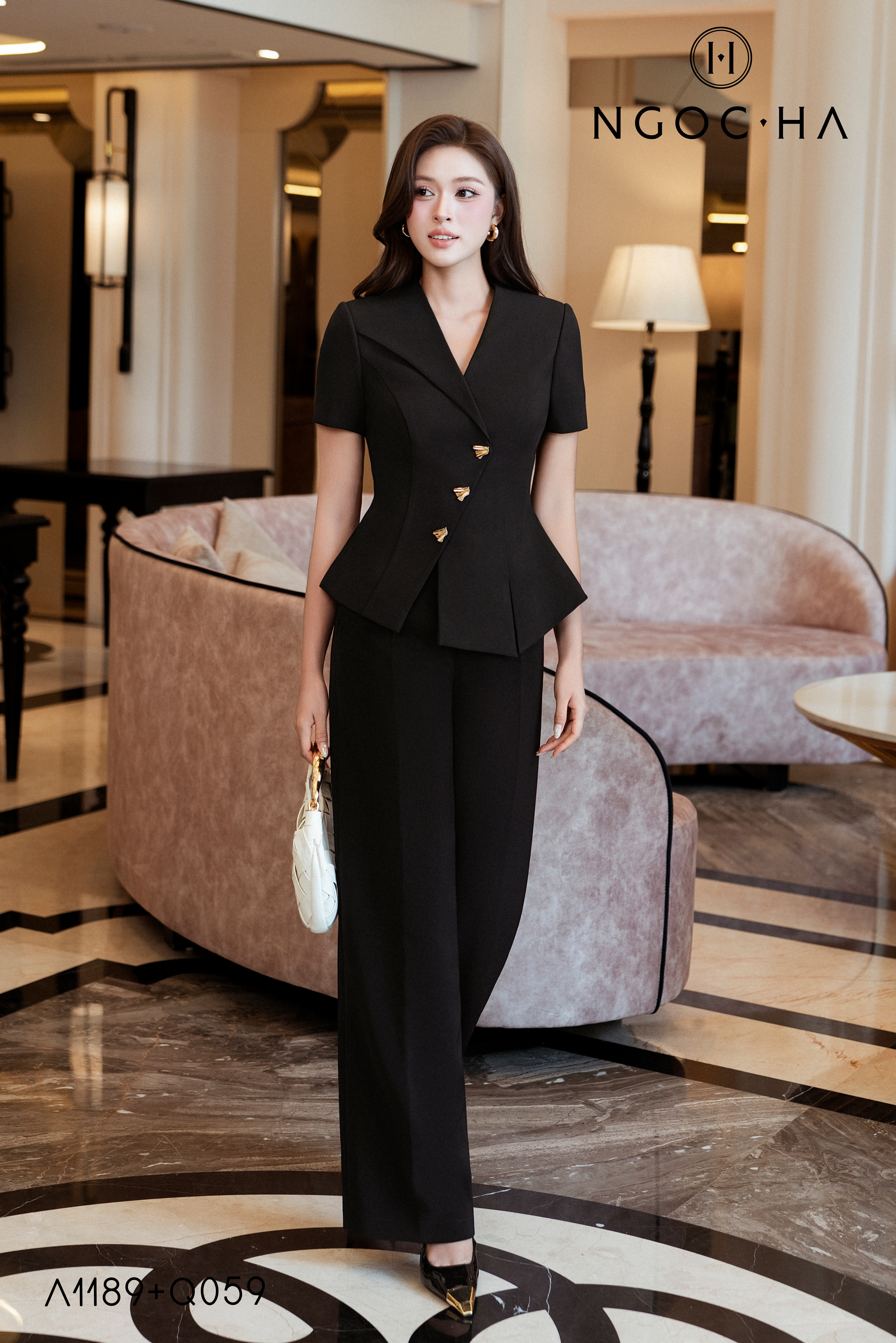 Michela Top_ Áo Vest Vạt Xẻ Tà A1189