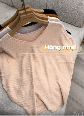 Áo len dệt cổ tim cánh dơi_thumbnail_1