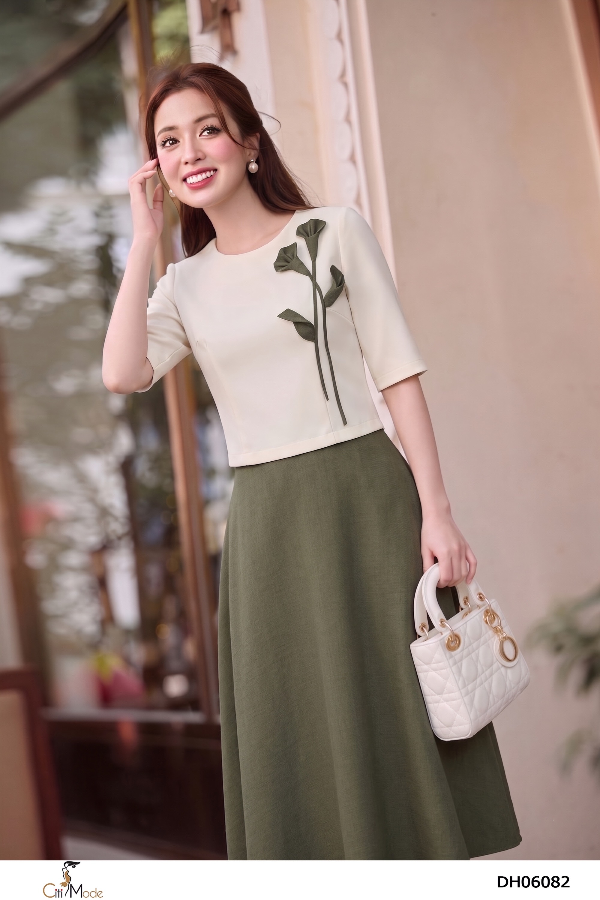 Đầm xòe xanh rêu phối áo croptop đính hoa tay lỡ_thumbnail_4