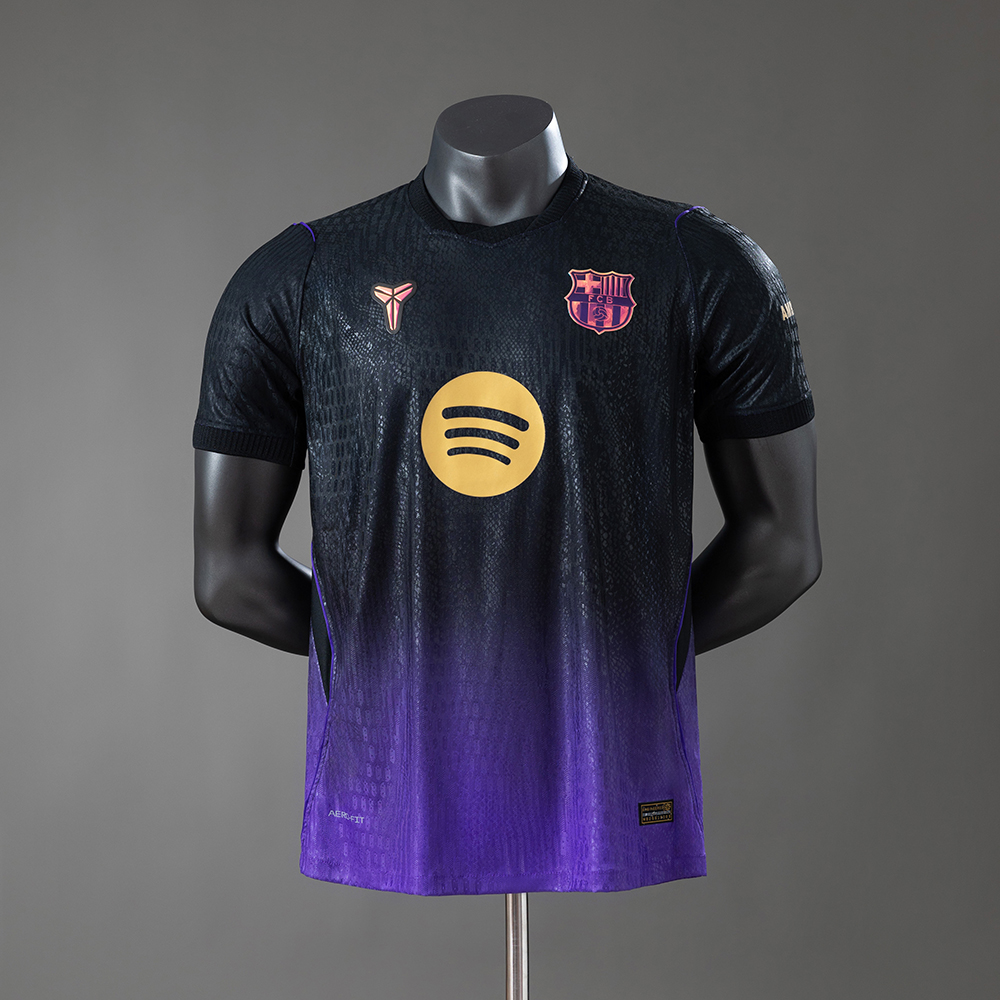 Barcelona sân khách bản player 26-27