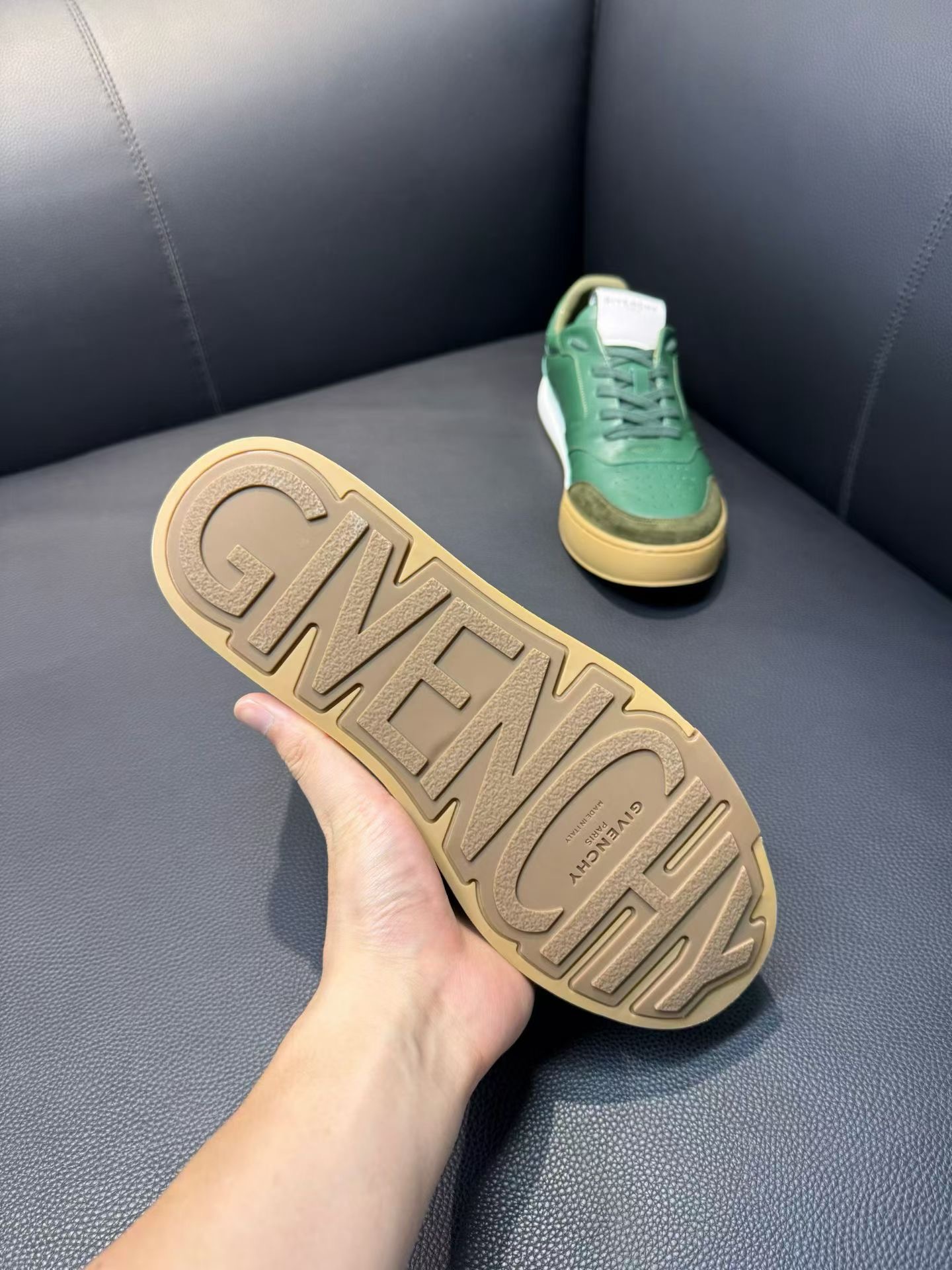 Giày Givency_thumbnail_5