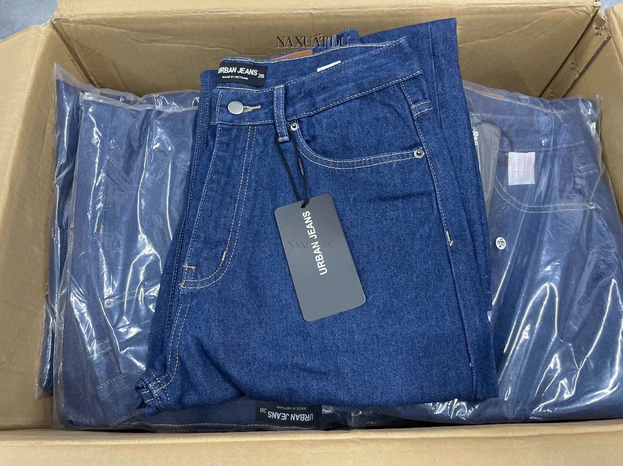 Quần jeans 