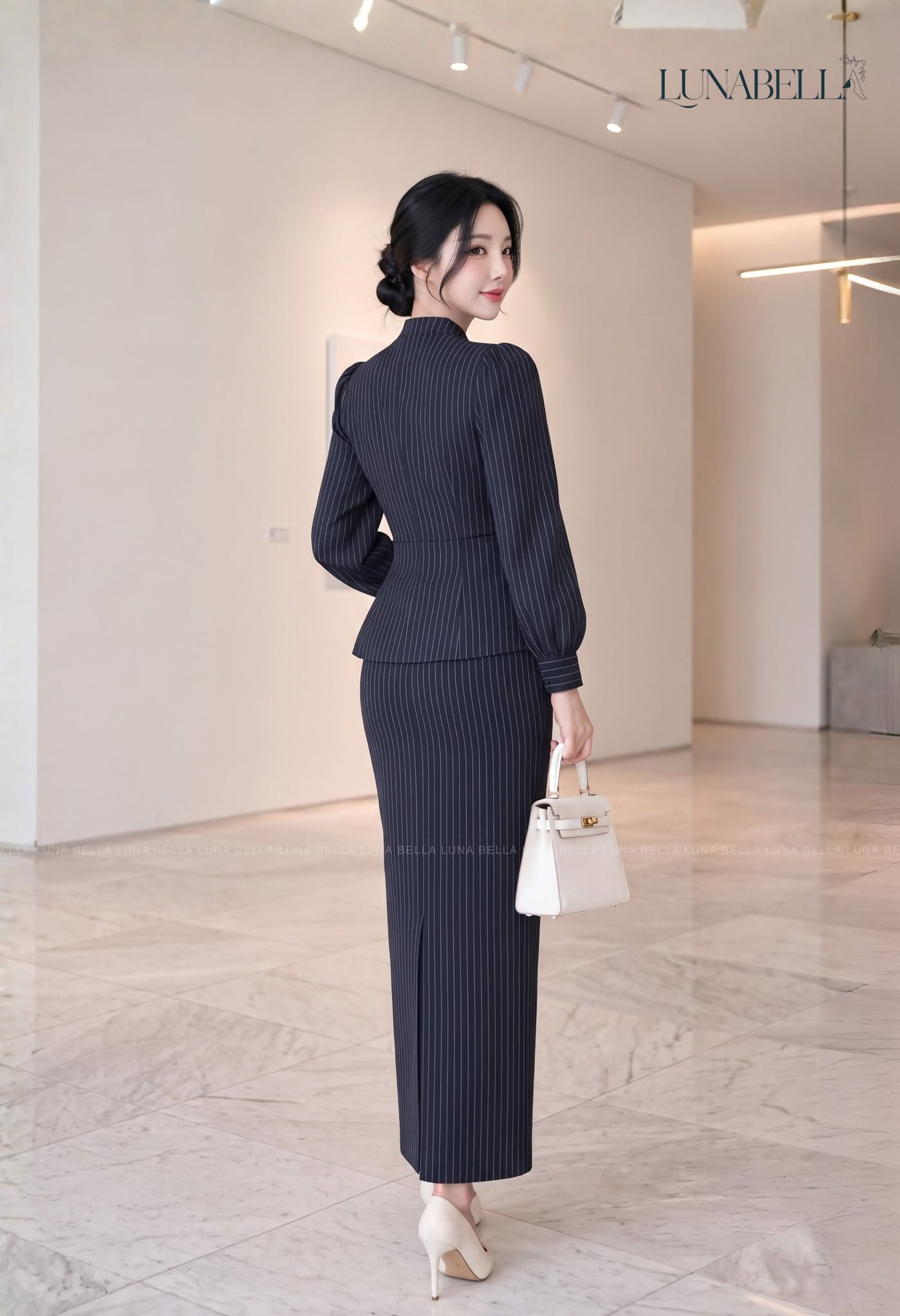 Chân váy bút chì lẻ sọc SAVEL màu XANH THAN