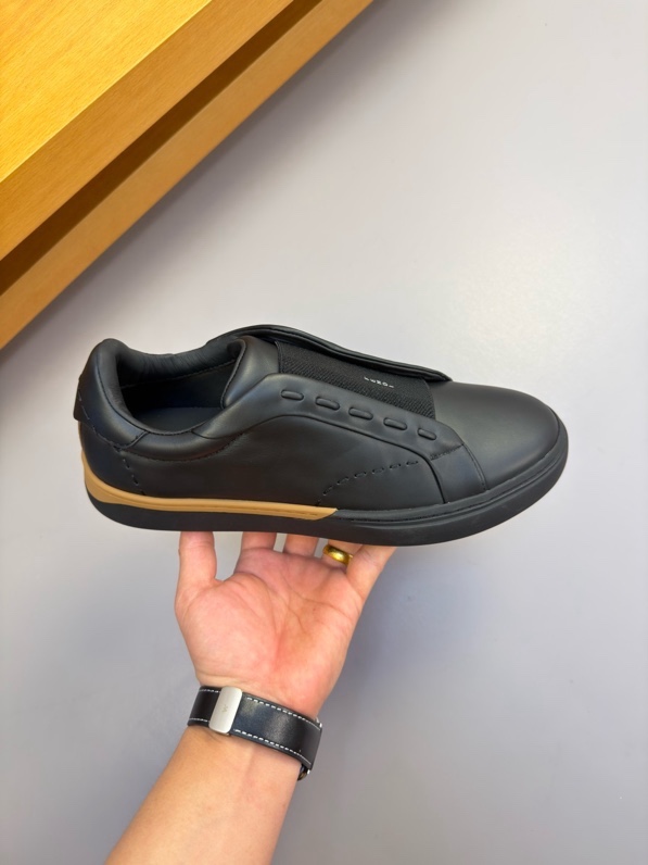 Giày Slipon Fendi_thumbnail_2