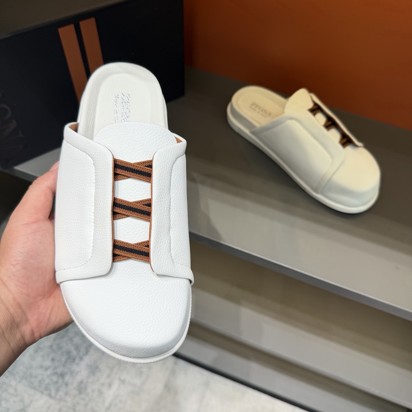 Sục Zegna_thumbnail_5