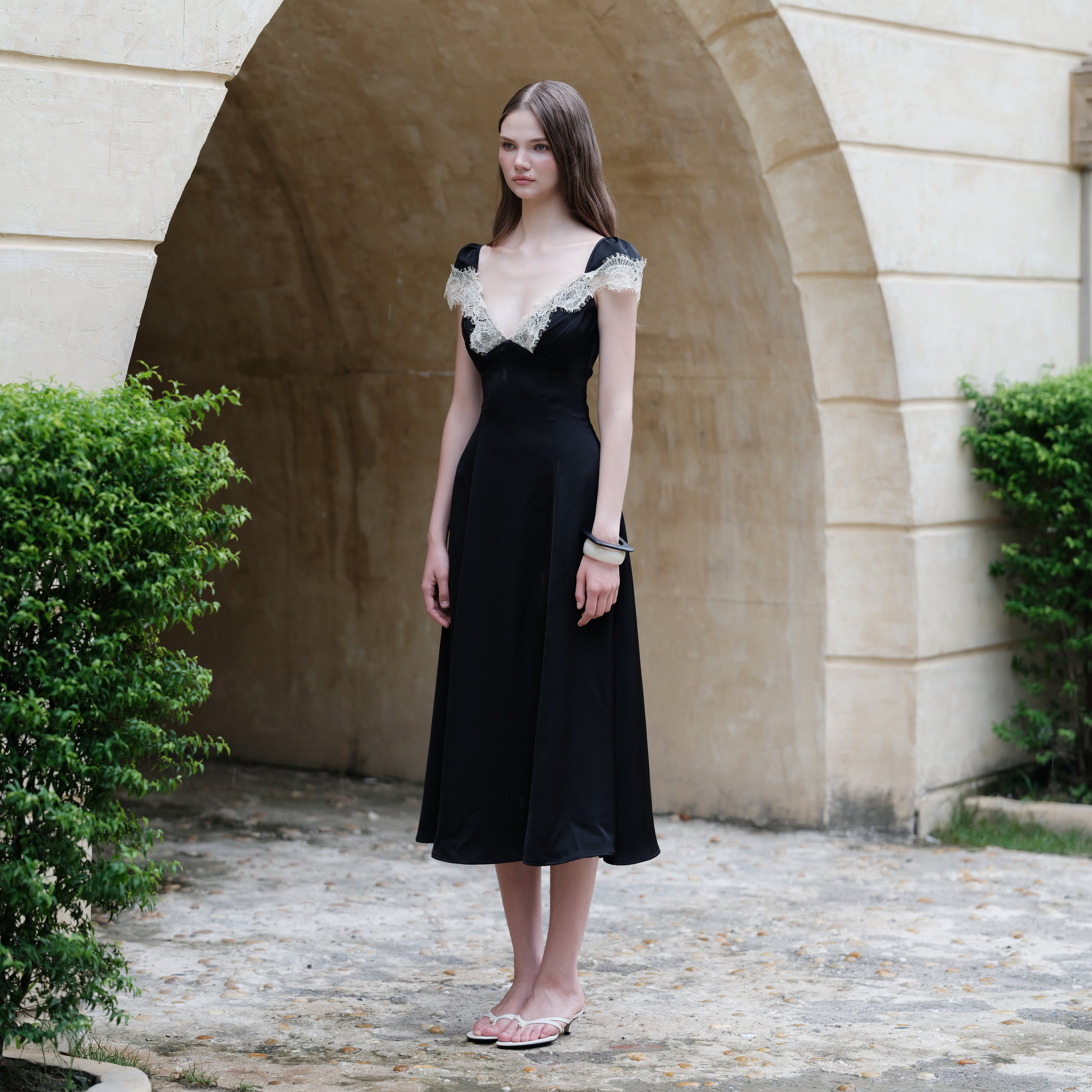 Đầm MIRELLA Midi Dress
