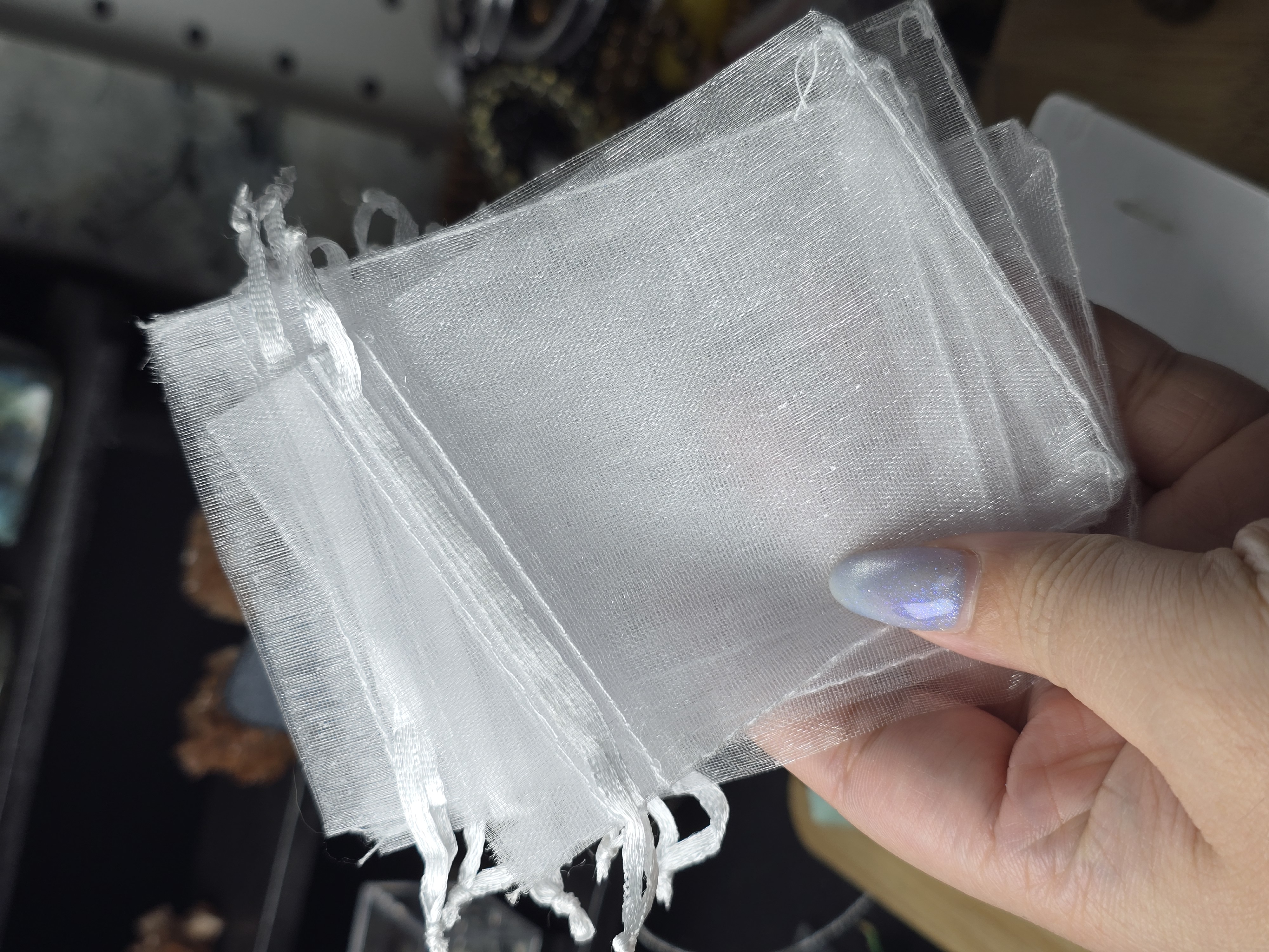 Túi Lưới Voan Dây Rút Đựng Đá Size 7x9cm