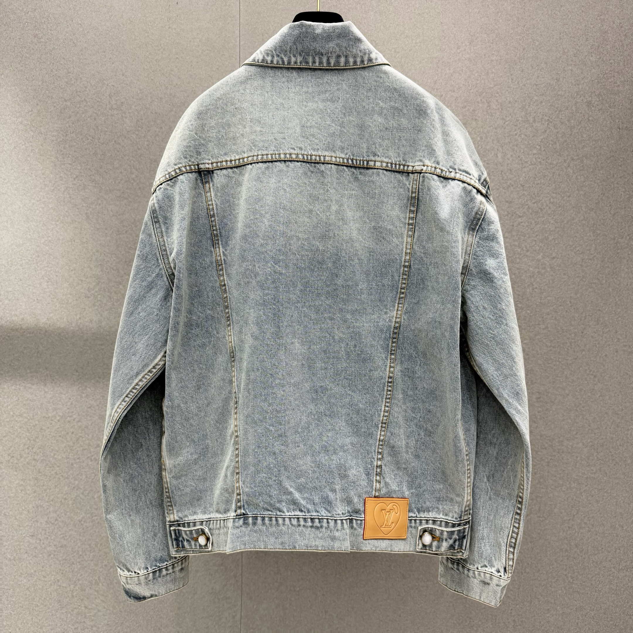 Bộ LV _thumbnail_12