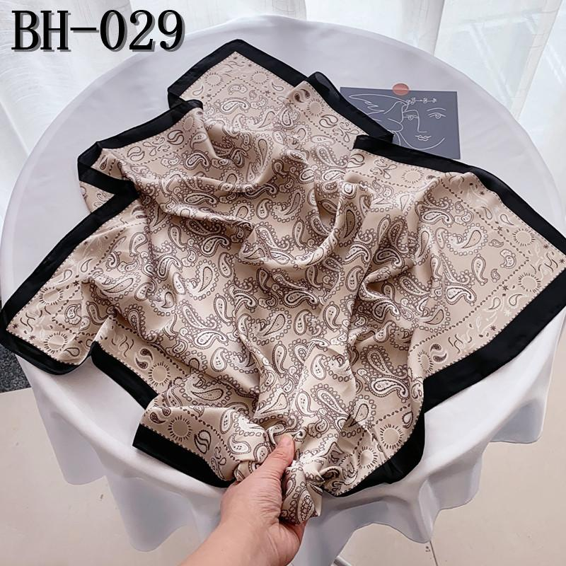 Khăn quàng cổ lụa_thumbnail_2
