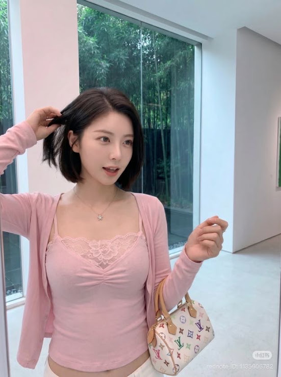 Lucas - Set áo thun 2 dây trơn phối ren ngực + áo cardigan_thumbnail_1