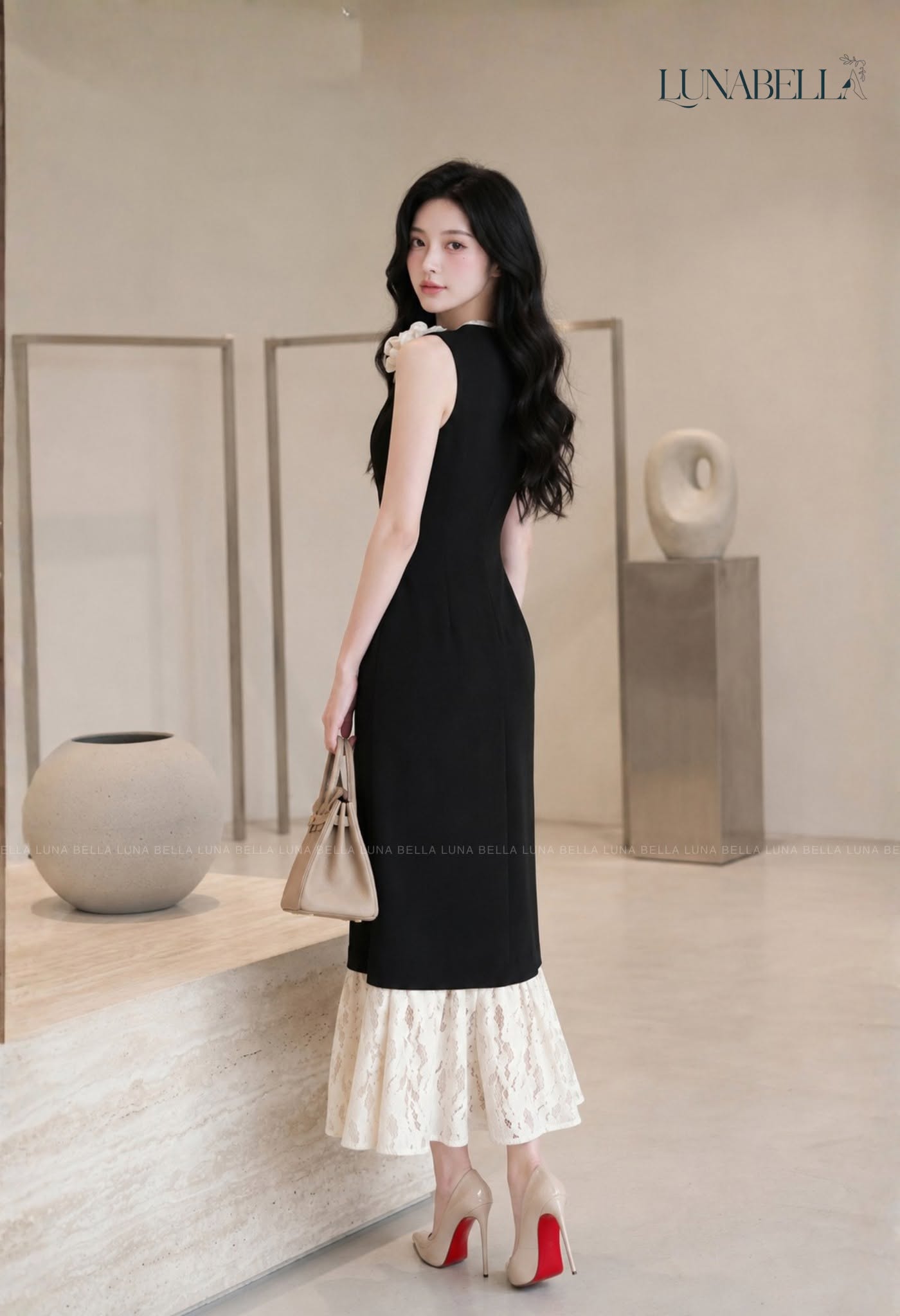 Váy dài mix ren kim HESTIA màu ĐEN_thumbnail_2