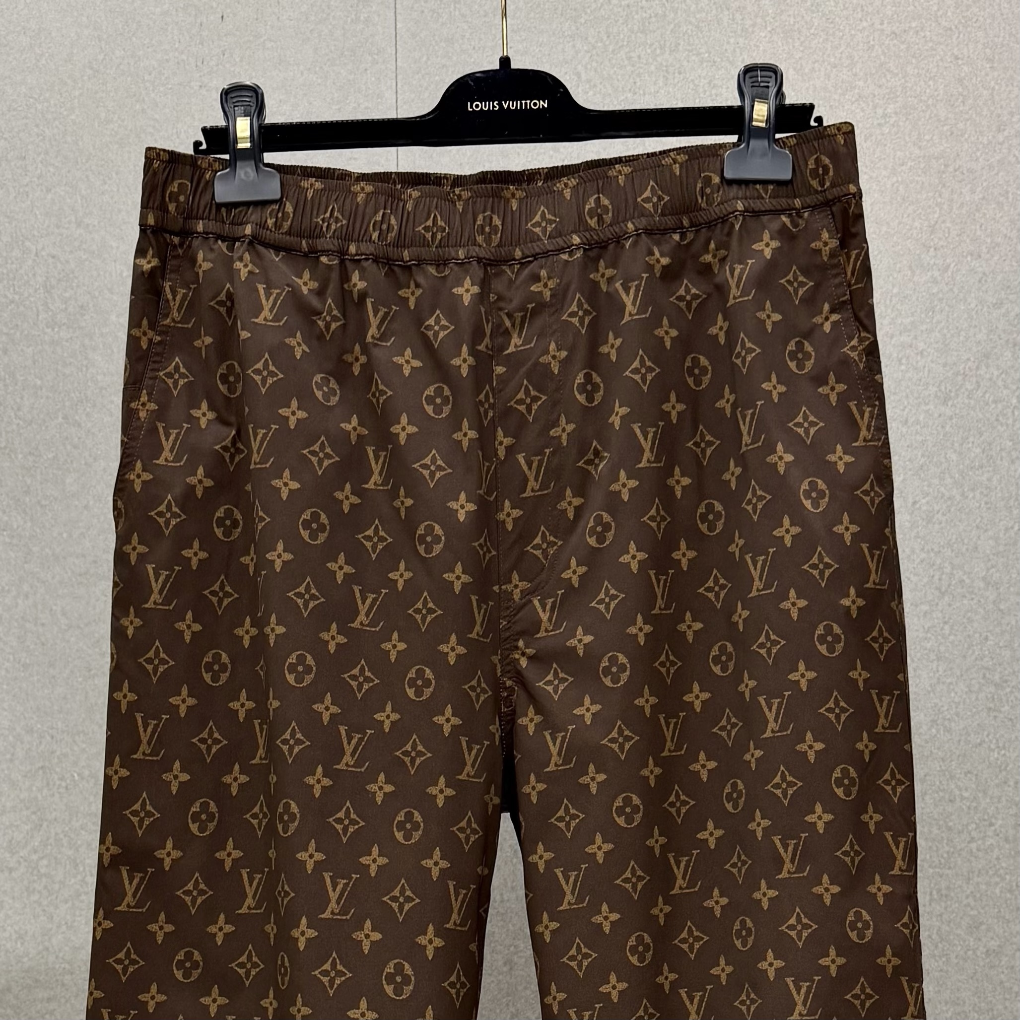 Bộ LV _thumbnail_8