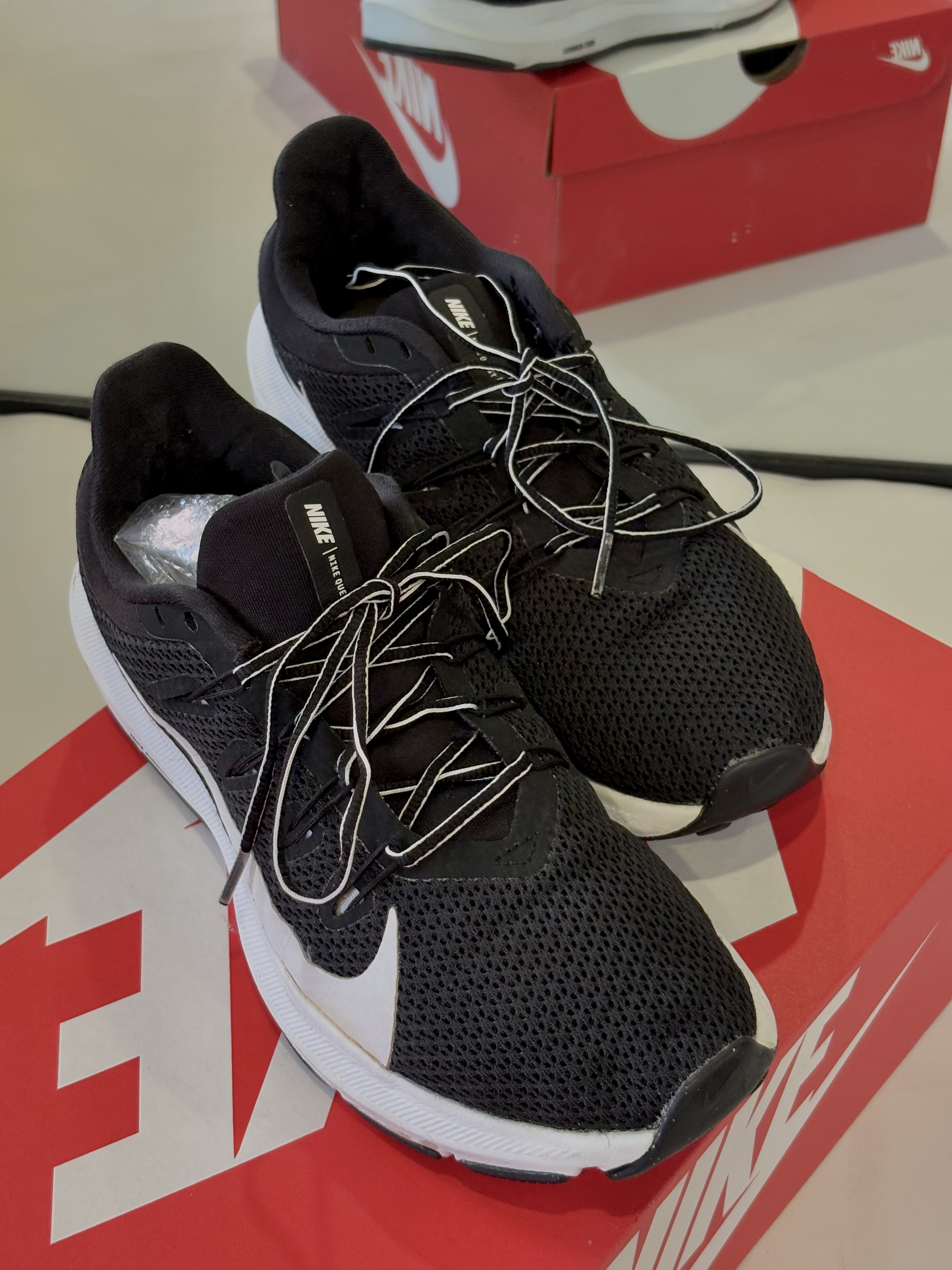 Nike Quest 1 AA7403